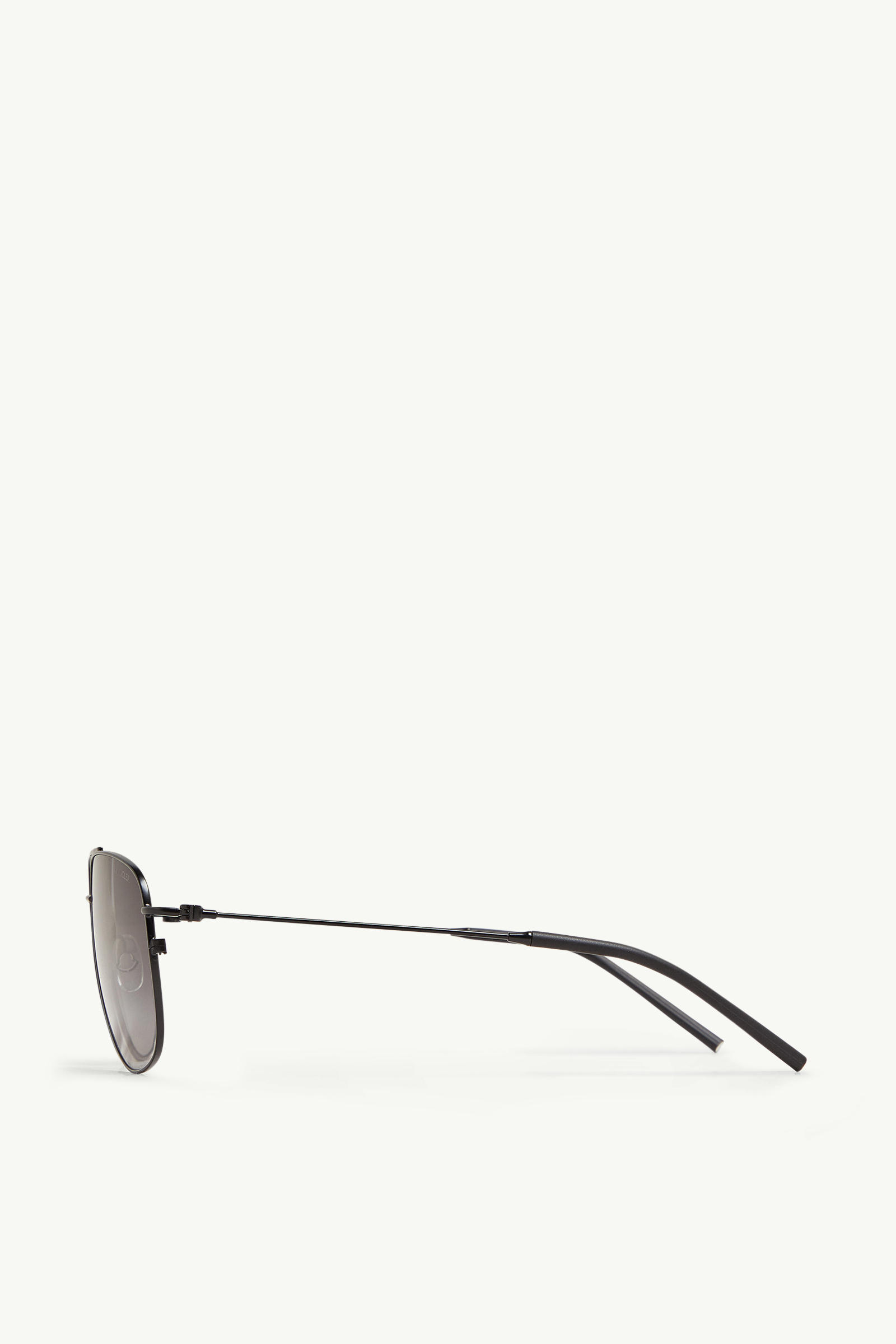 Alumni Pilot Sunglasses Gender Neutral Matte Black Moncler 2