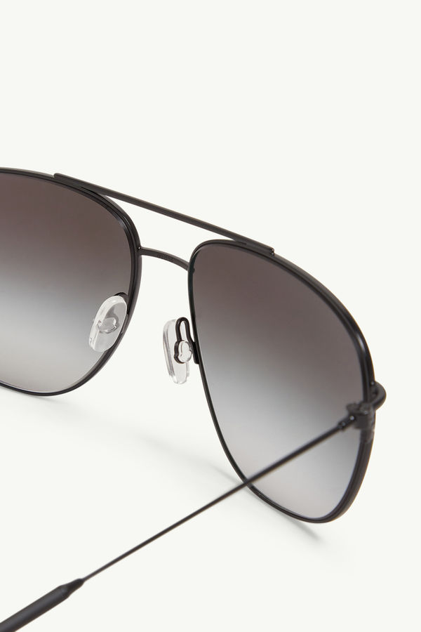 Alumni Pilot Sunglasses Gender Neutral Matte Black Moncler 4