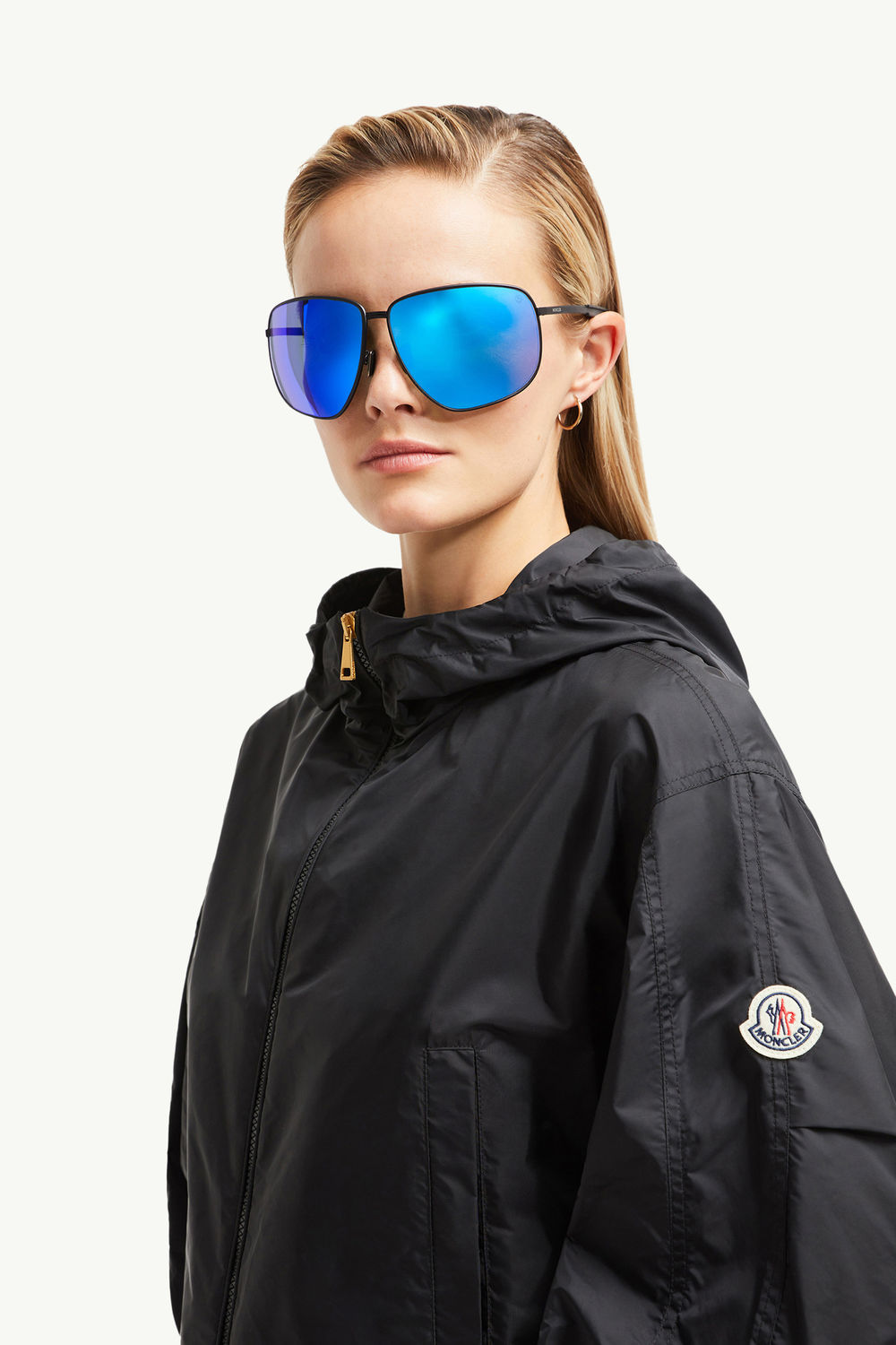 Atlas Pilot Sunglasses MATTE DARK BLUE Moncler 6