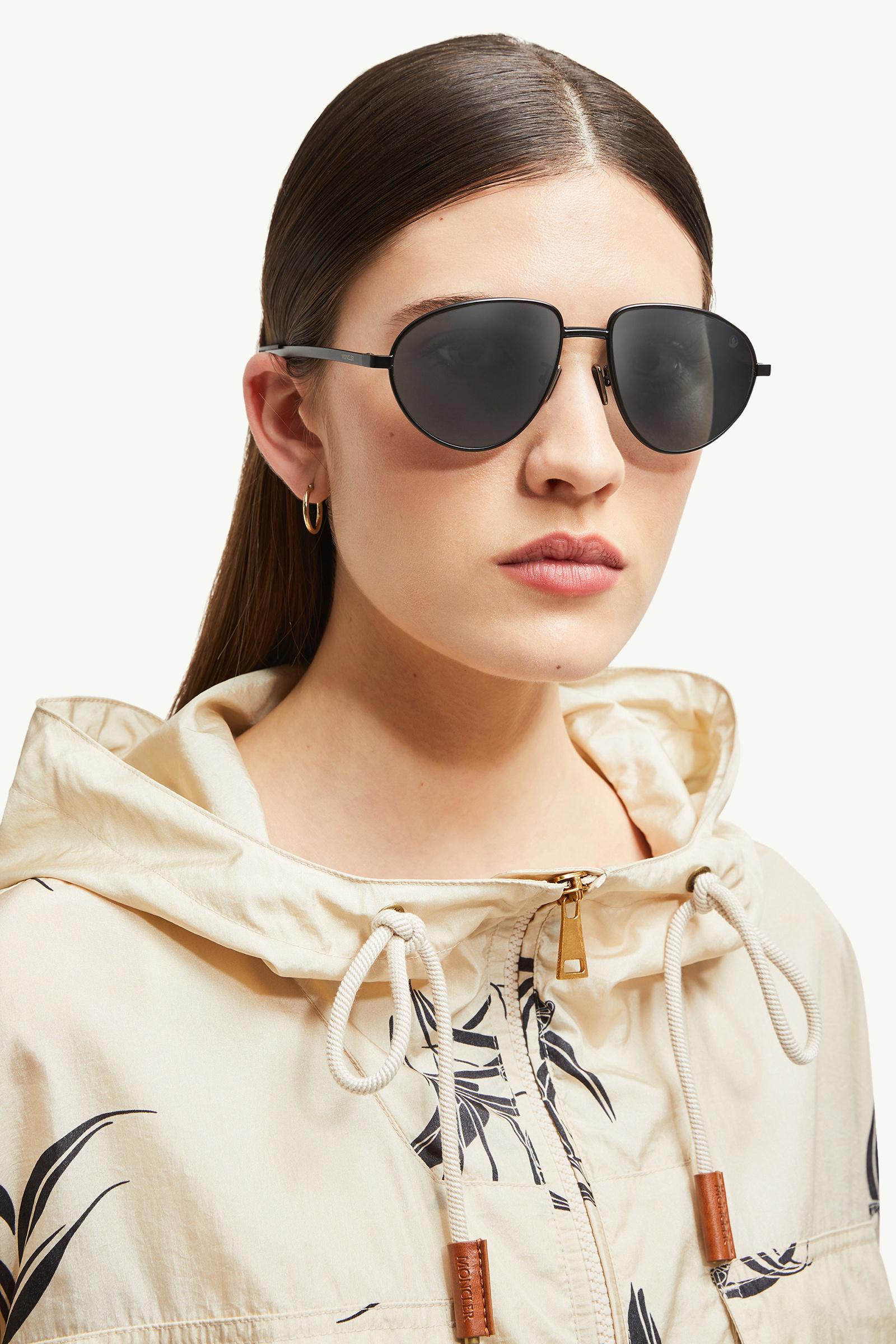Vizla Pilot Sunglasses Matte Black Moncler 1
