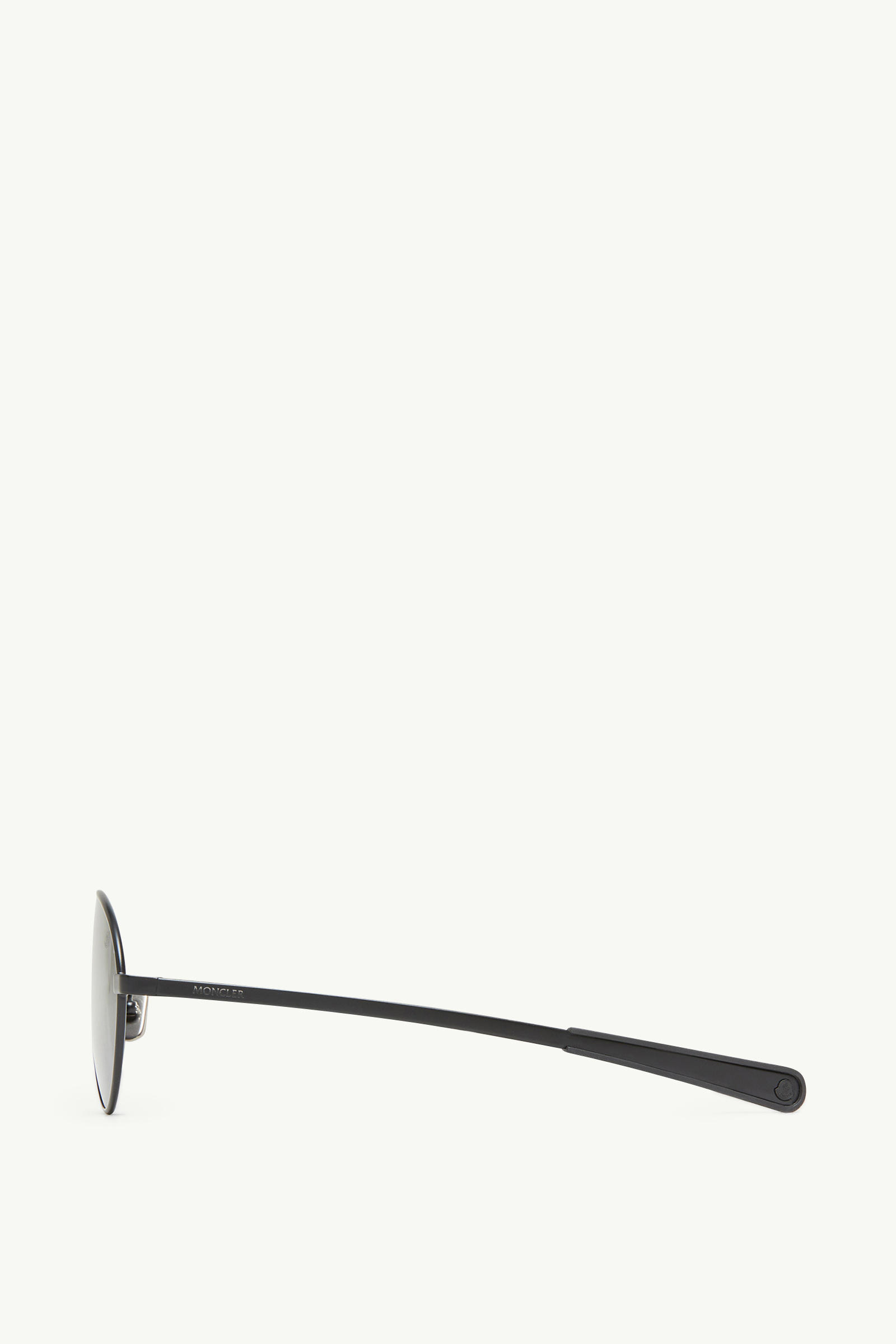 Vizla Pilot Sunglasses Matte Black Moncler 2