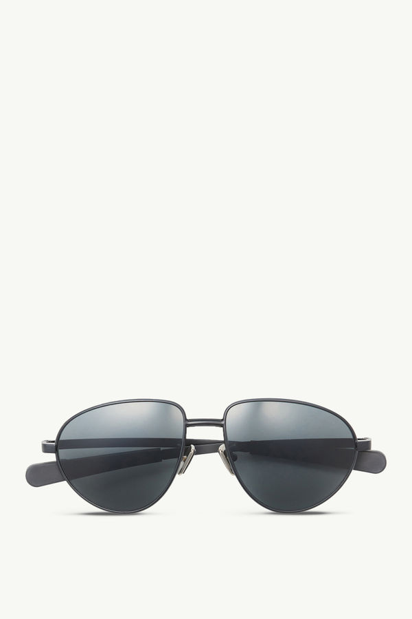 Vizla Pilot Sunglasses Matte Black Moncler 0