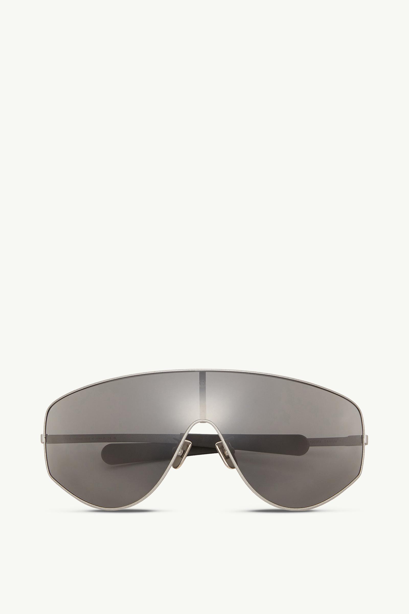 Tanium Pilot Sunglasses_findInBoutique_image
