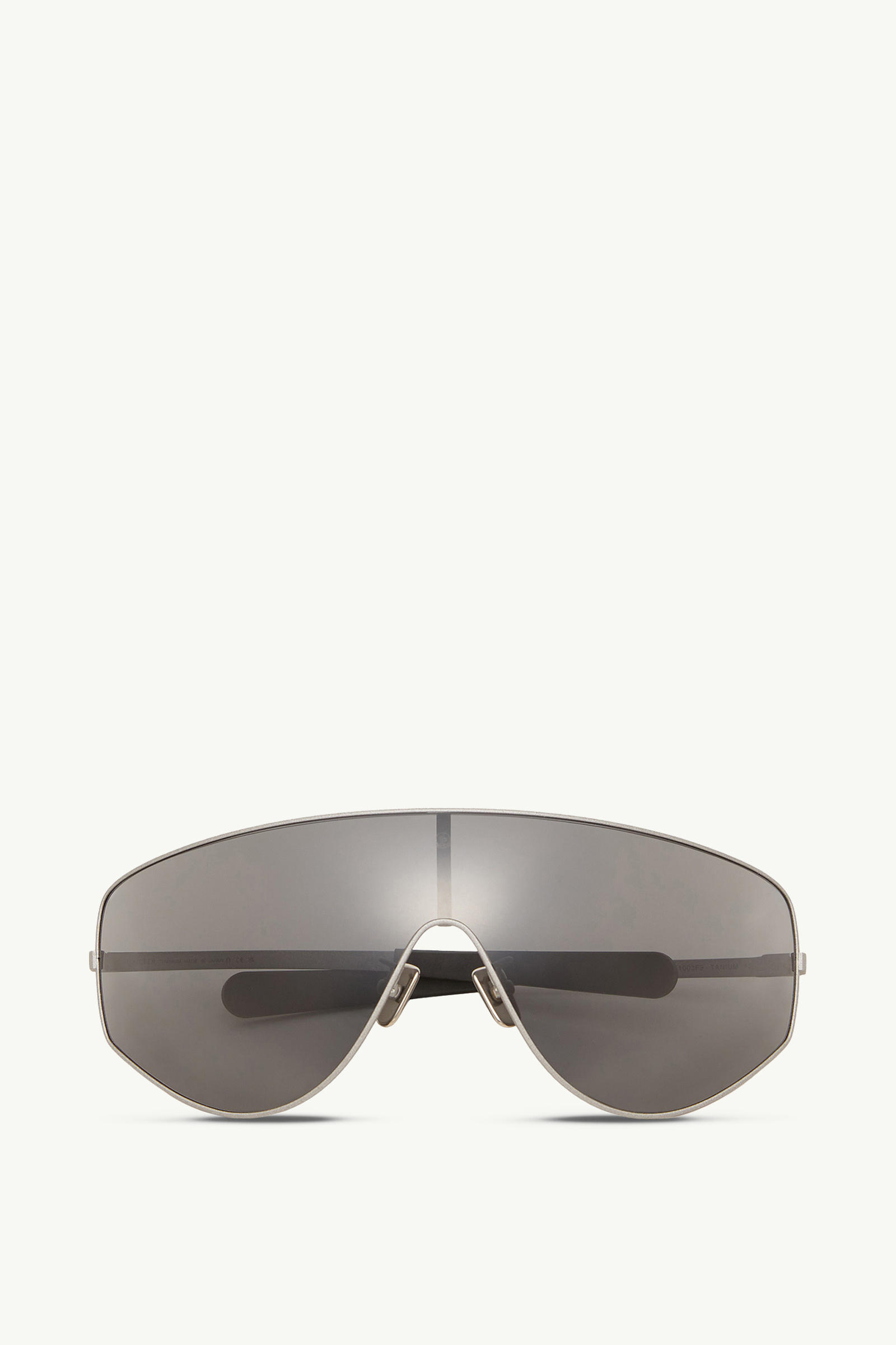 Tanium Pilot Sunglasses MATTE FROZEN Moncler 0