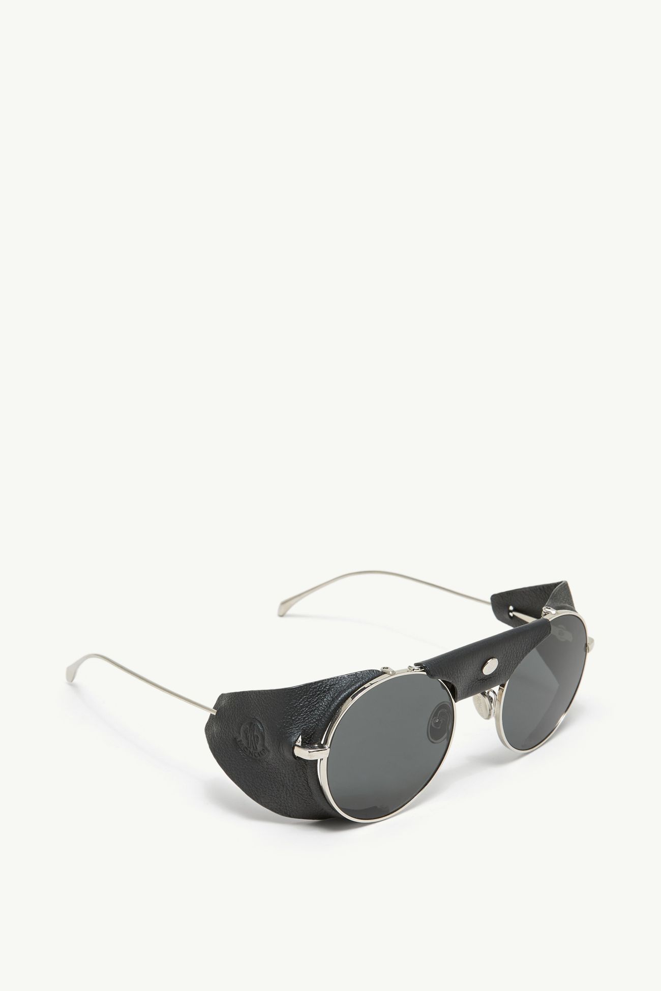Solix Round Sunglasses Gender Neutral Silver Moncler 4