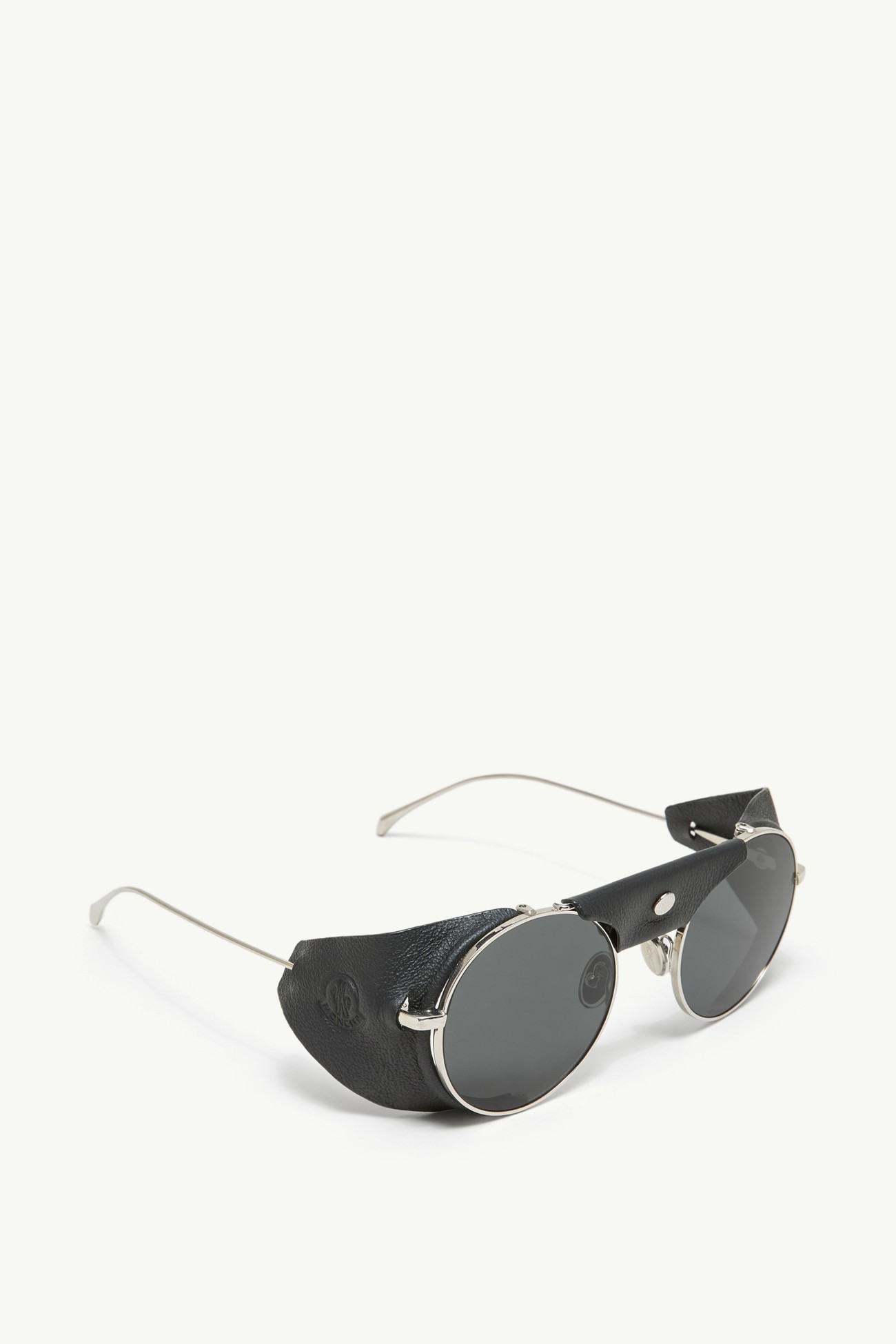 Solix Round Sunglasses Gender Neutral Silver Moncler 4