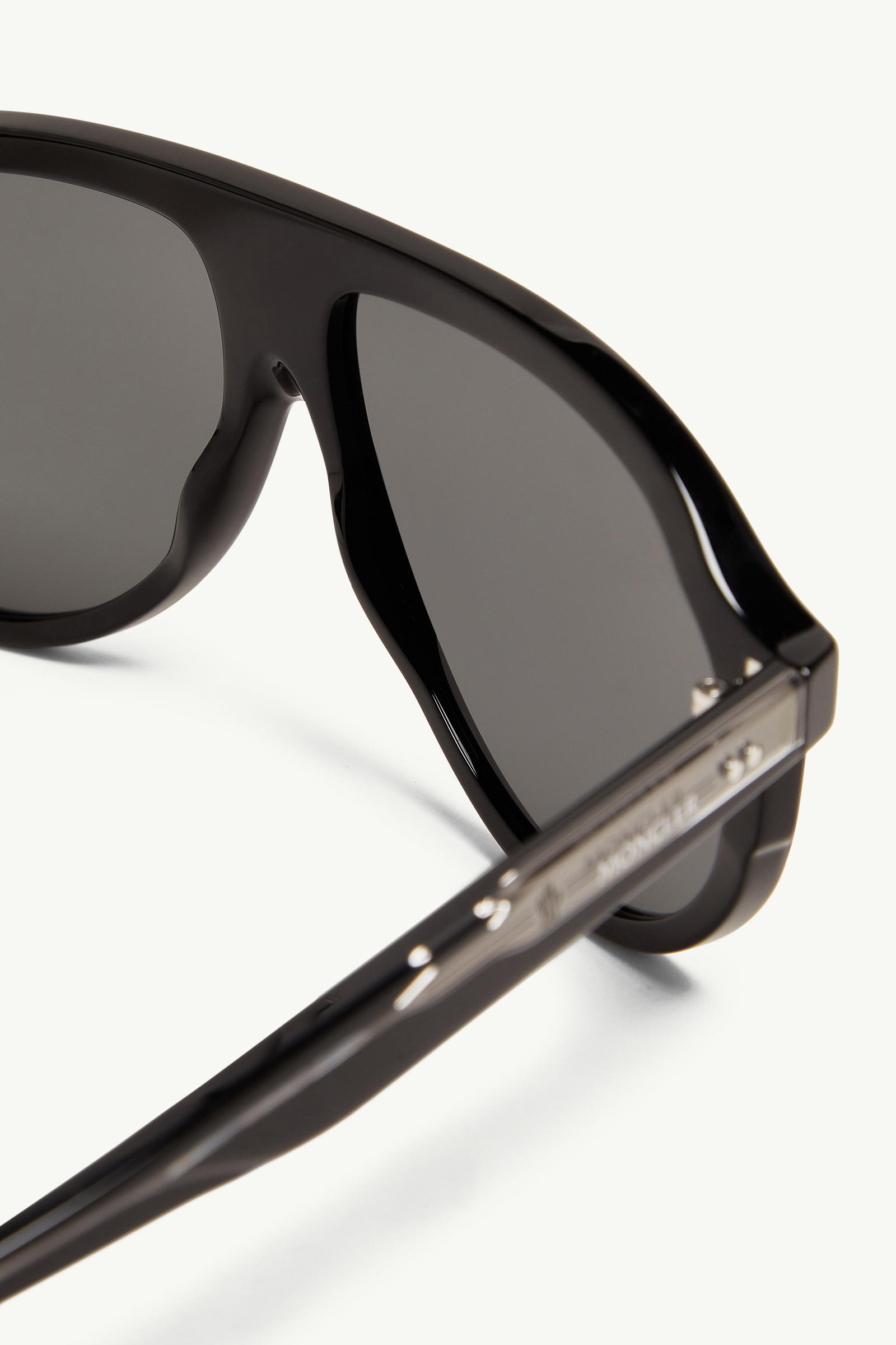 Fhaite Pilot Sunglasses Gender Neutral Shiny Black Moncler 4