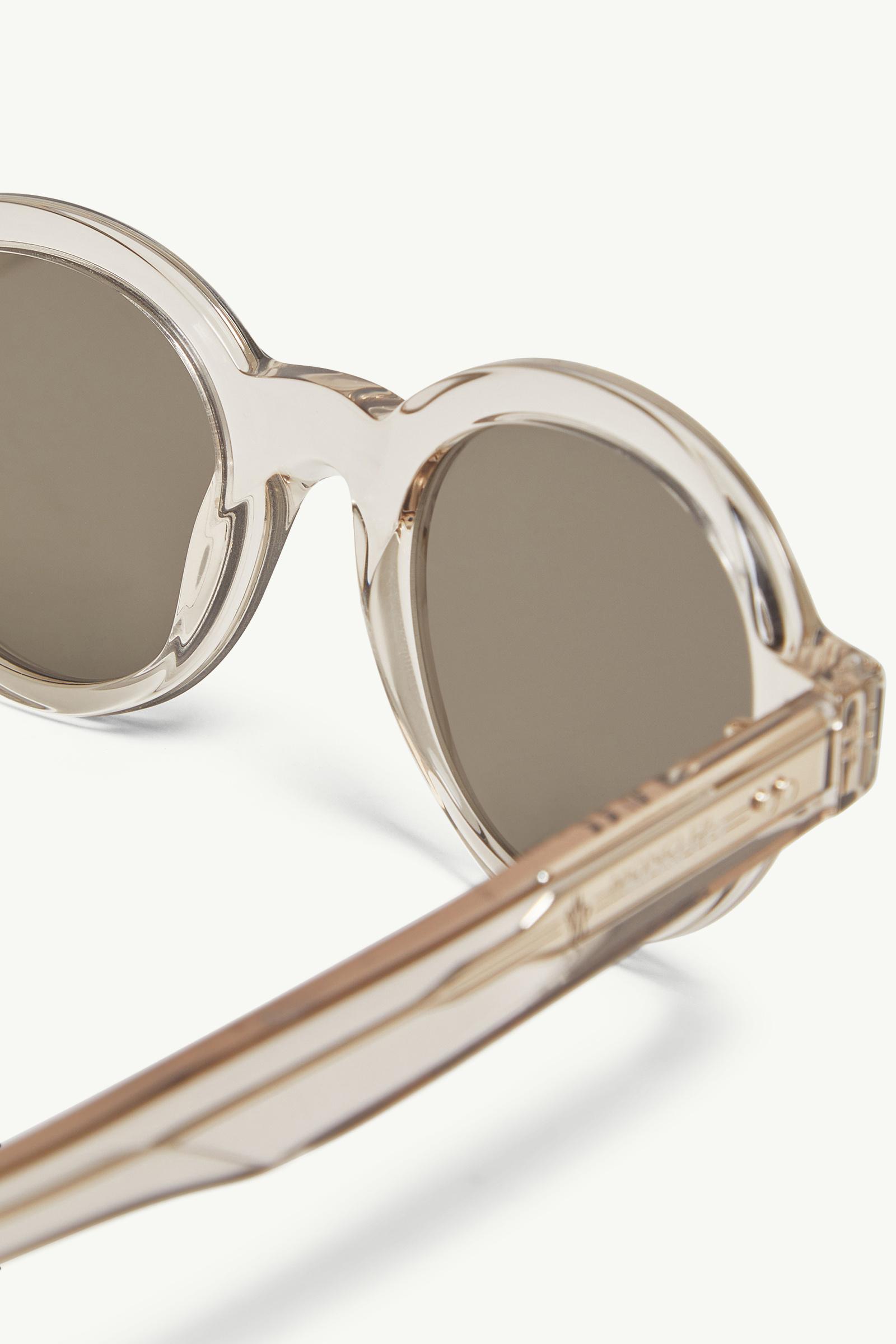 Shiny Transparent Off-white Rondosa Round Sunglasses