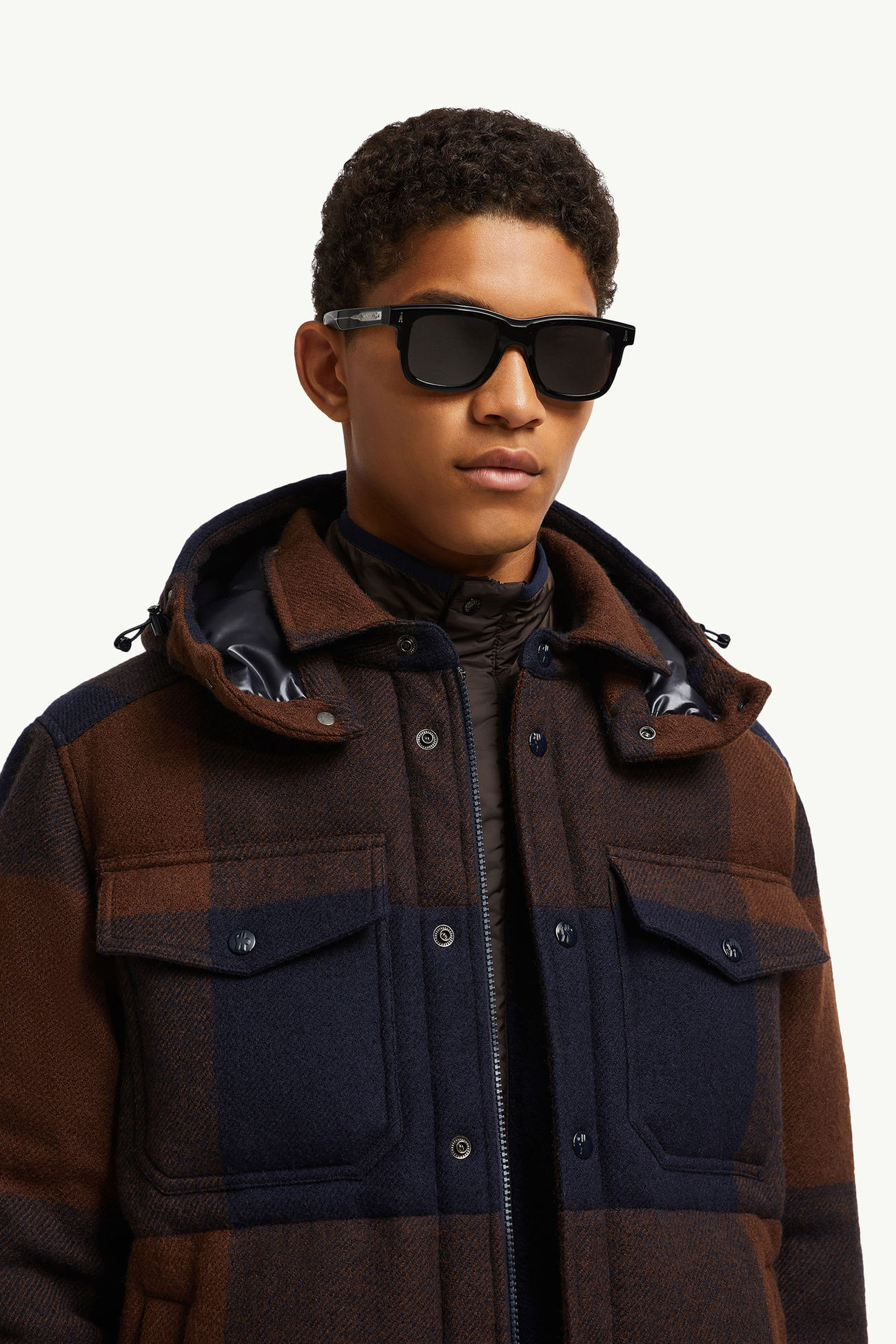 Claro quadratische Sonnenbrille Genderneutral Glänzend Schwarz Moncler 1