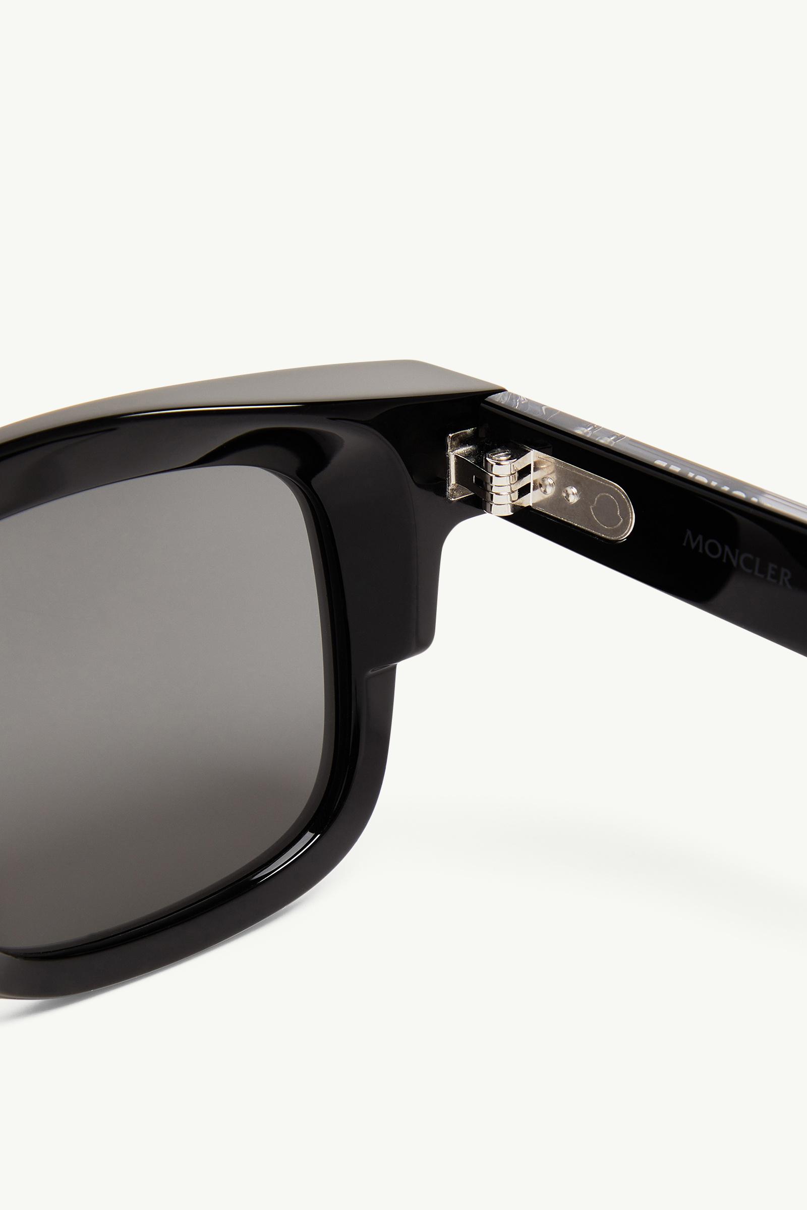 MONCLER ラウントフレムサンクラス ME4001 101387 Shiny Black Claro Squared Sunglasses - Sunglasses for Men