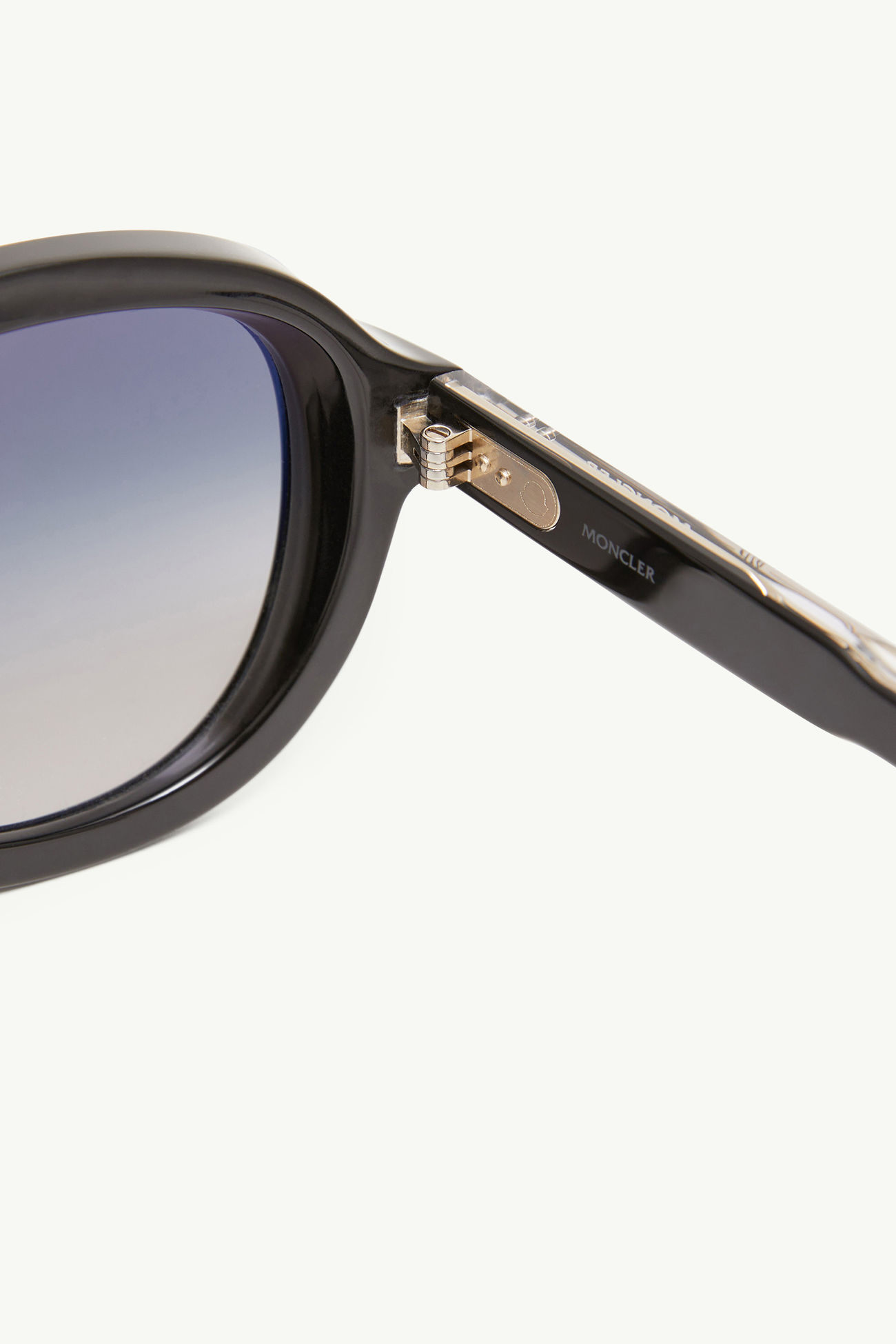 Cirsee Pilot Sunglasses Shiny Black Moncler 5