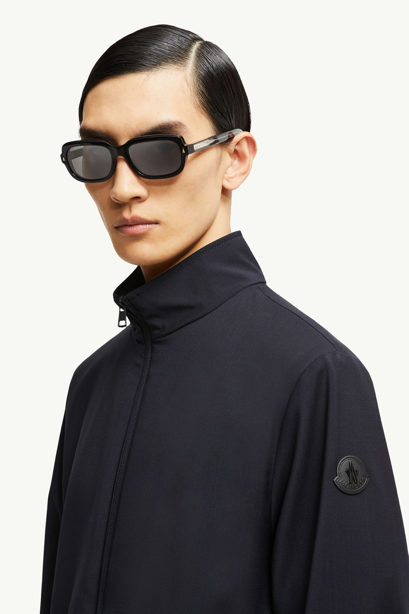 Suntrap Rectangular Sunglasses Shiny Black Moncler 2