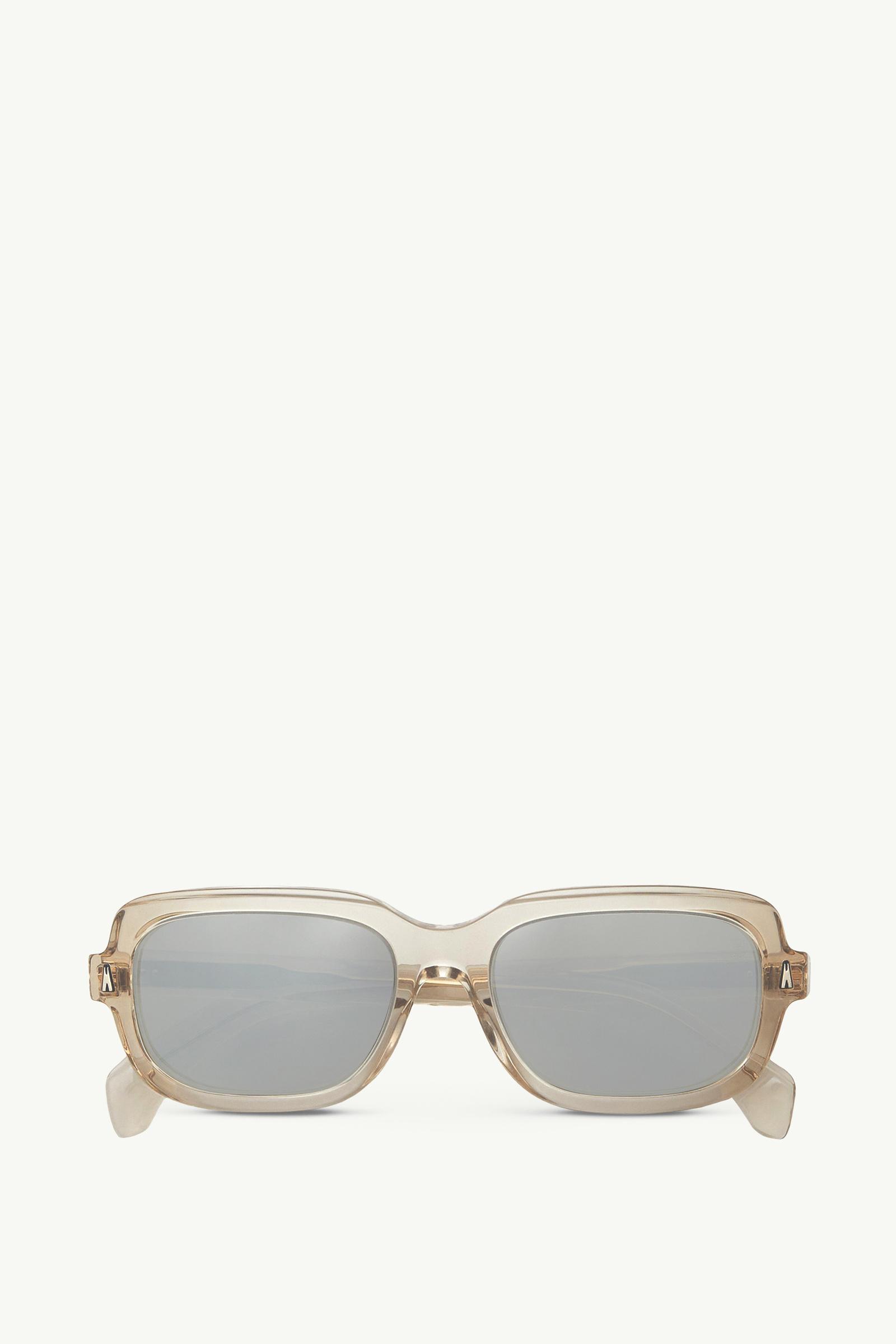 Suntrap Rectangular Sunglasses_findInBoutique_image