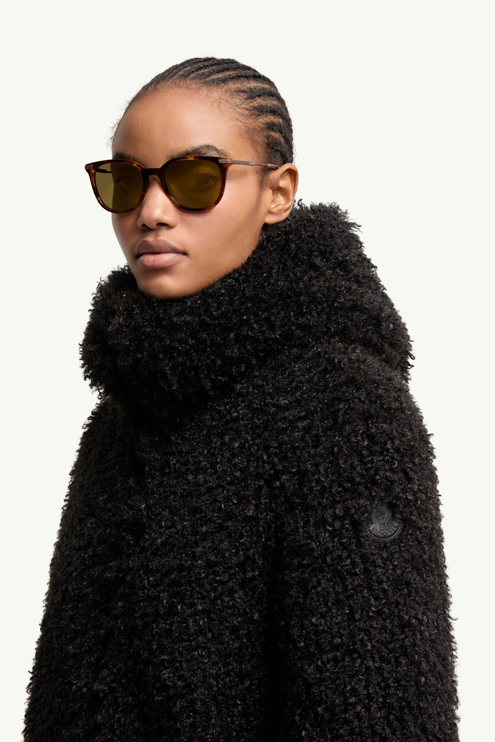 Lunettes de soleil ovales Korra Mixte Havane Moncler 1