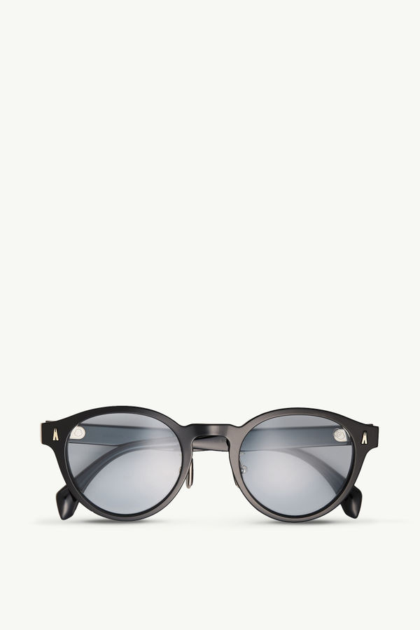 https://moncler-cdn.thron.com/api/v1/content-delivery/shares/dpx6uv/contents/5690LME6017D3001XL72_F/image/5690LME6017D3001XL72_F