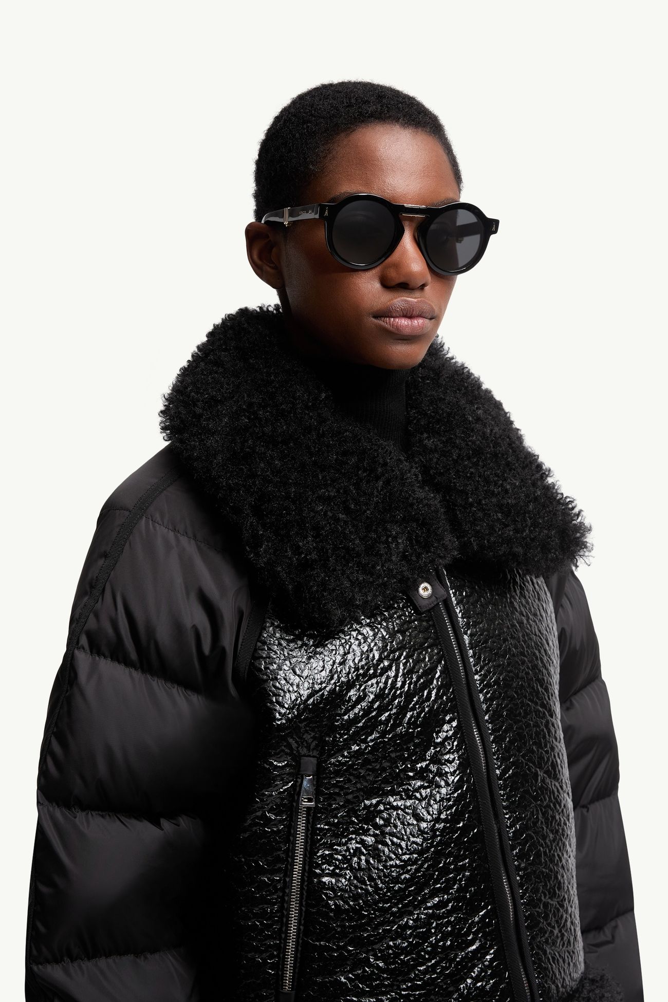 Glisse男女款圆形太阳镜 中性 亮黑色 Moncler 1