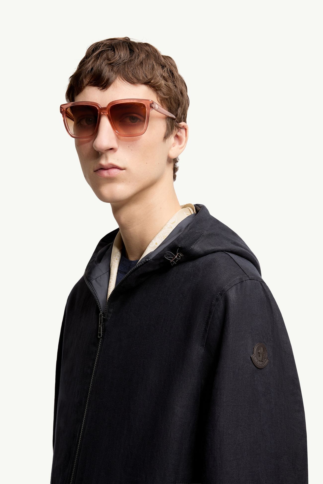 Clasico Rectangular Sunglasses Gender Neutral Shiny Pink Moncler 2