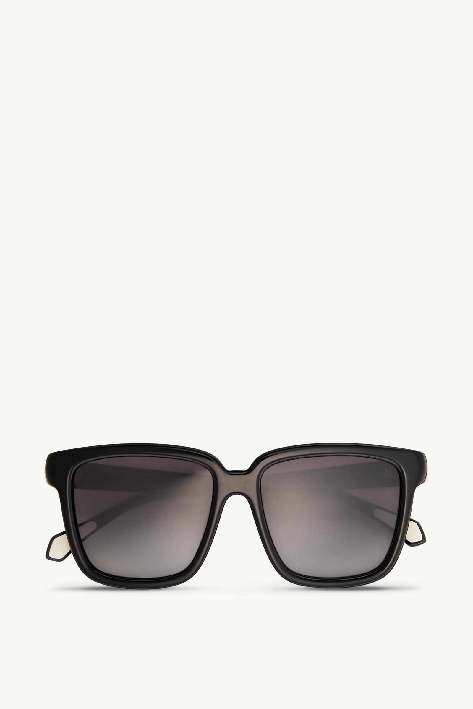 Clasico Rectangular Sunglasses Gender Neutral Shiny Black Moncler, 1 of 0