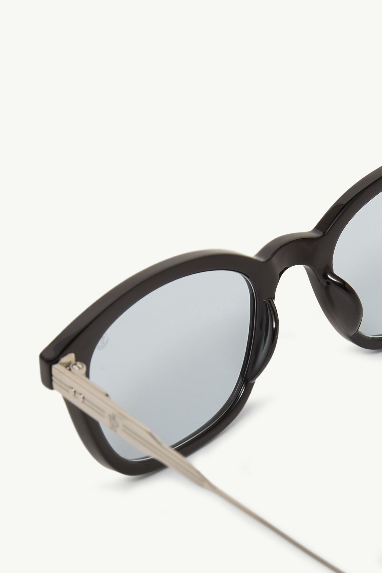 Lentis サングラス ジェンダーニュートラル シャイニーブラック Moncler 5