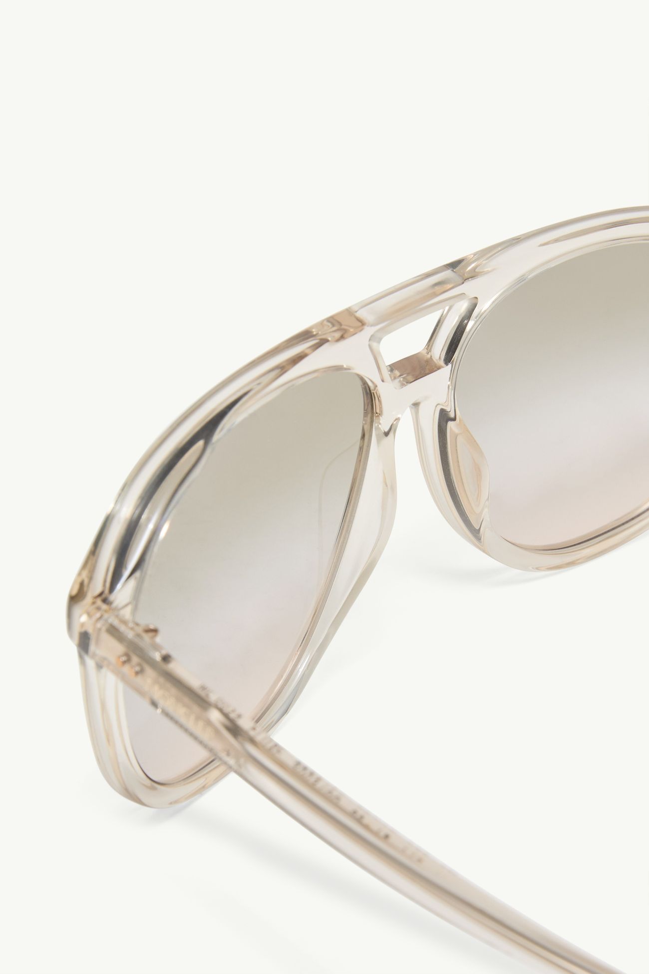 Fluxe Pilot Sunglasses Gender Neutral Transparent Gray Moncler 5