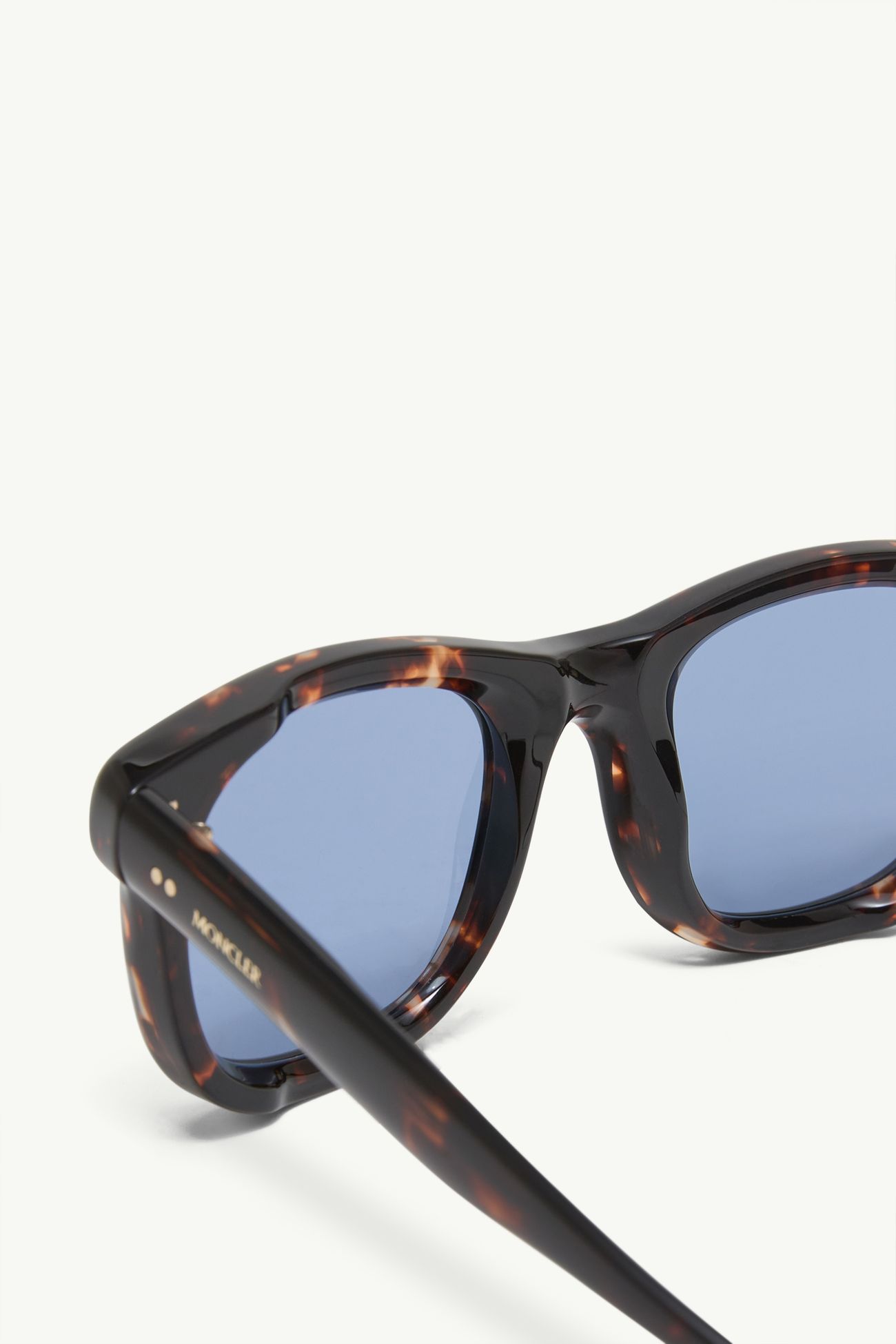 Noirr Squared  Sunglasses Gender Neutral Dark Brown Moncler 4