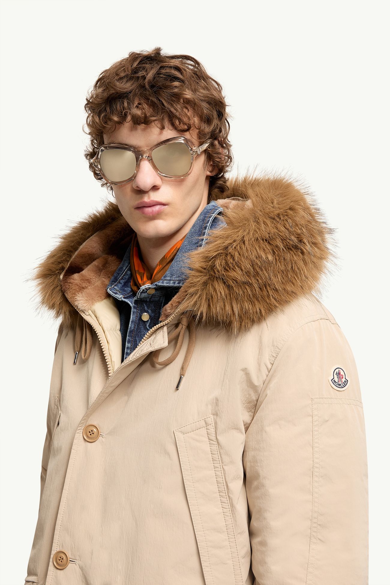 Elizia Butterfly太陽眼鏡 中性 透明灰色 Moncler 2