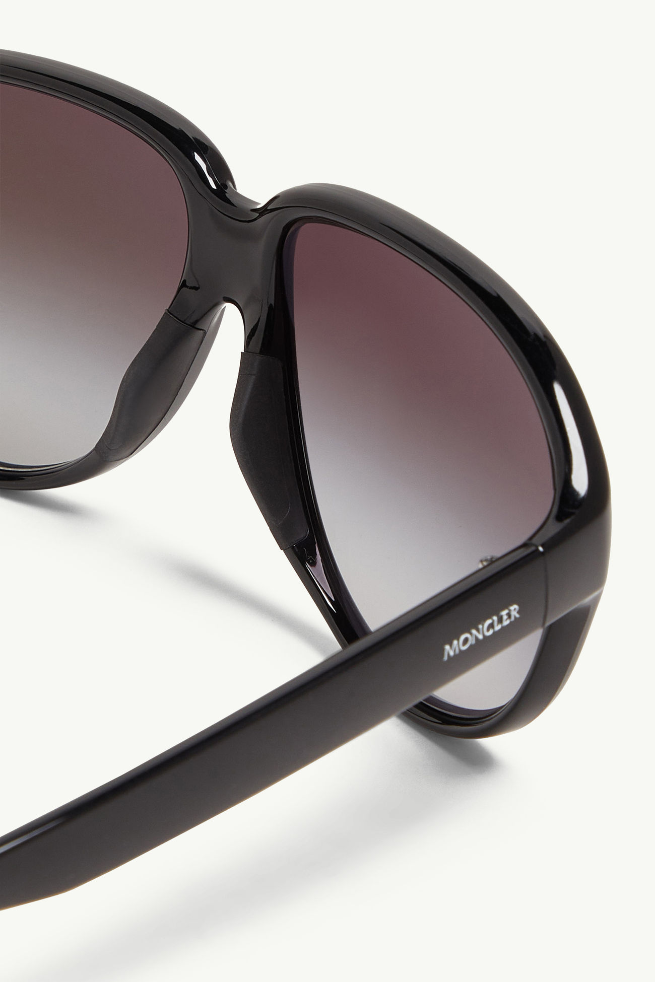 Halcyonne Pilot Sunglasses Gender Neutral Shiny Black Moncler 4