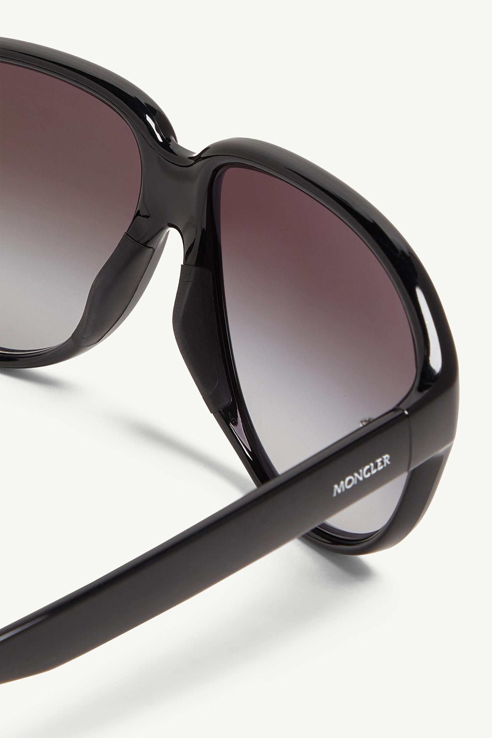 Halcyonne Pilot Sunglasses Gender Neutral Shiny Black Moncler 4