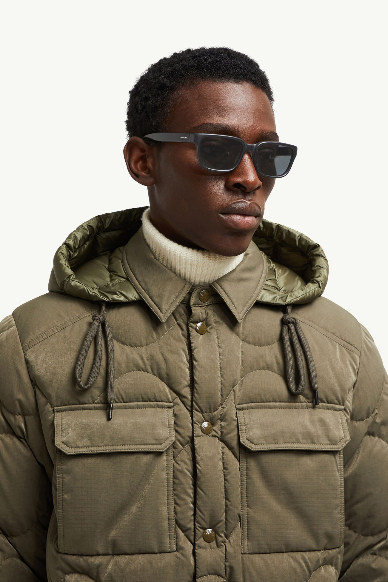 Slicka 직사각형 선글라스 젠더 뉴트럴 매트 블랙 Moncler 1