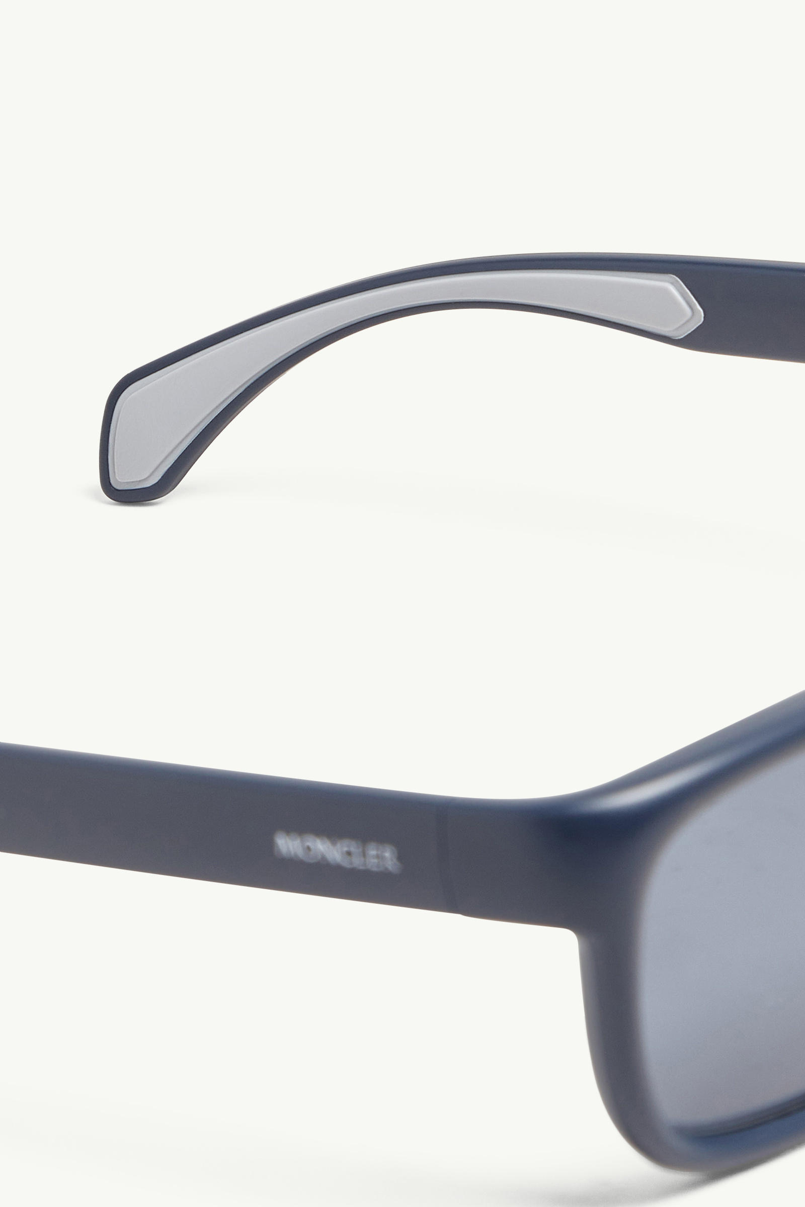 Slicka Rectangular Sunglasses Gender Neutral Matte Blue Moncler 6