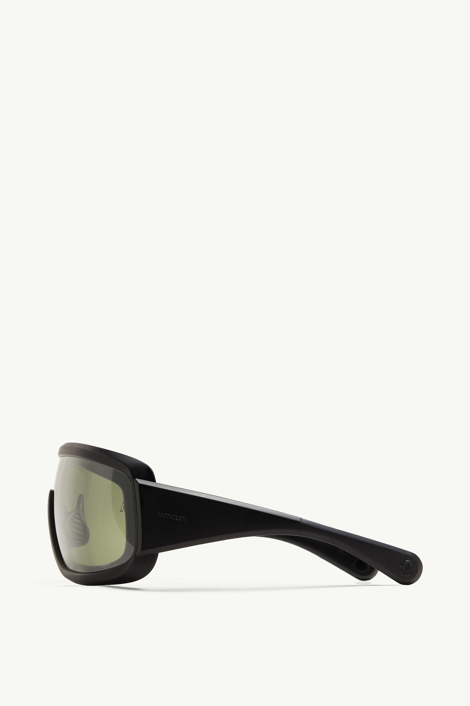 Matte Black Snowseeker Rectangular Sunglasses - Sunglasses  display picture 3