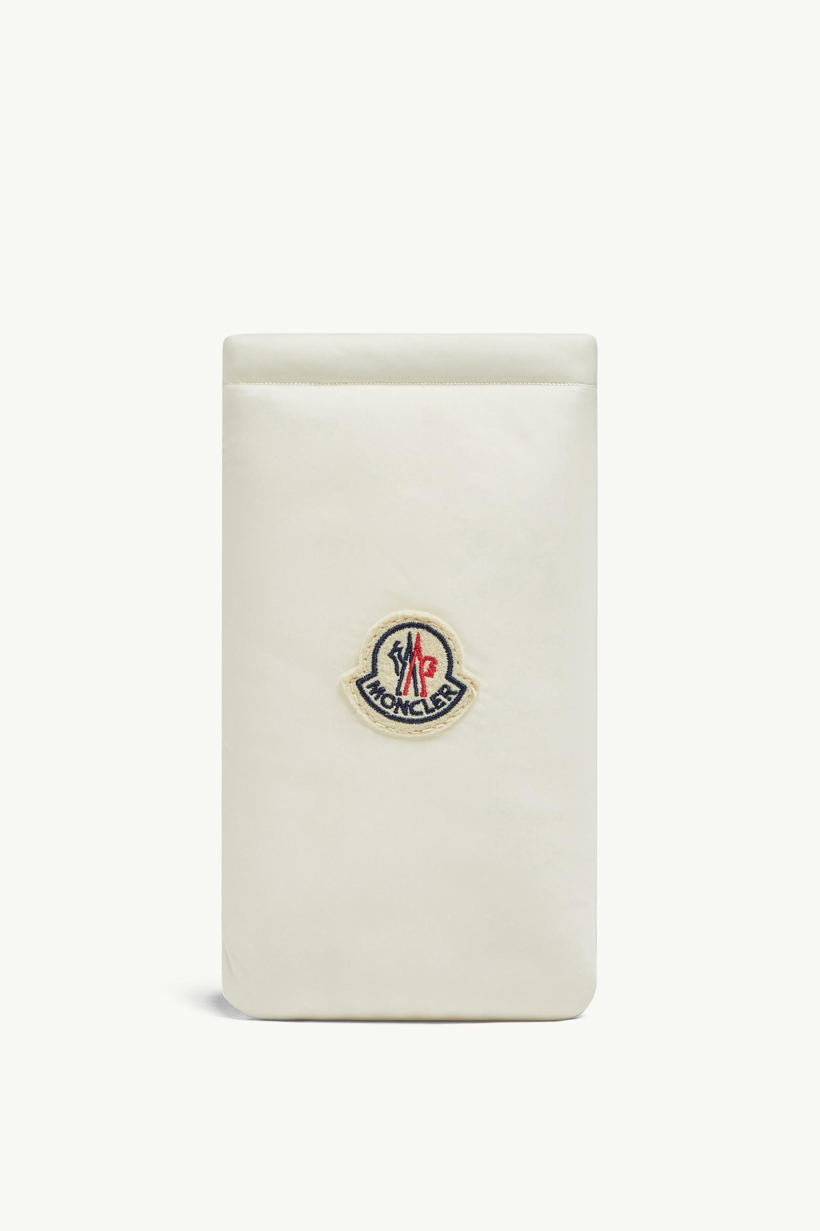 MONCLER POUCH PM ホワイト Moncler Nylon Puffer Glasses Case - White Bag Accessories