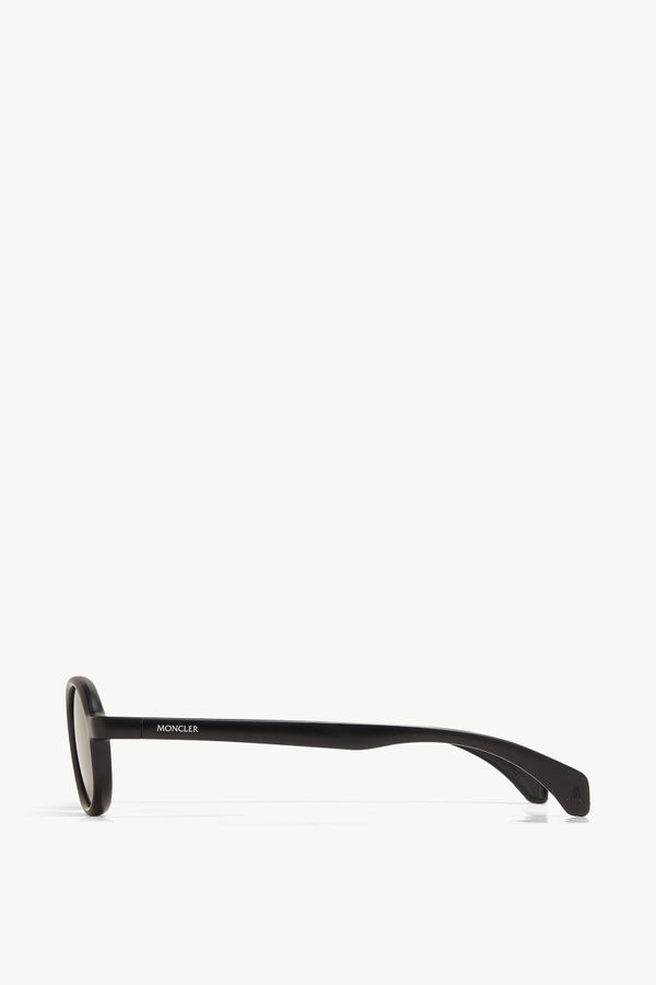 Caprice Oval Sunglasses Gender Neutral Matte Black Moncler 2