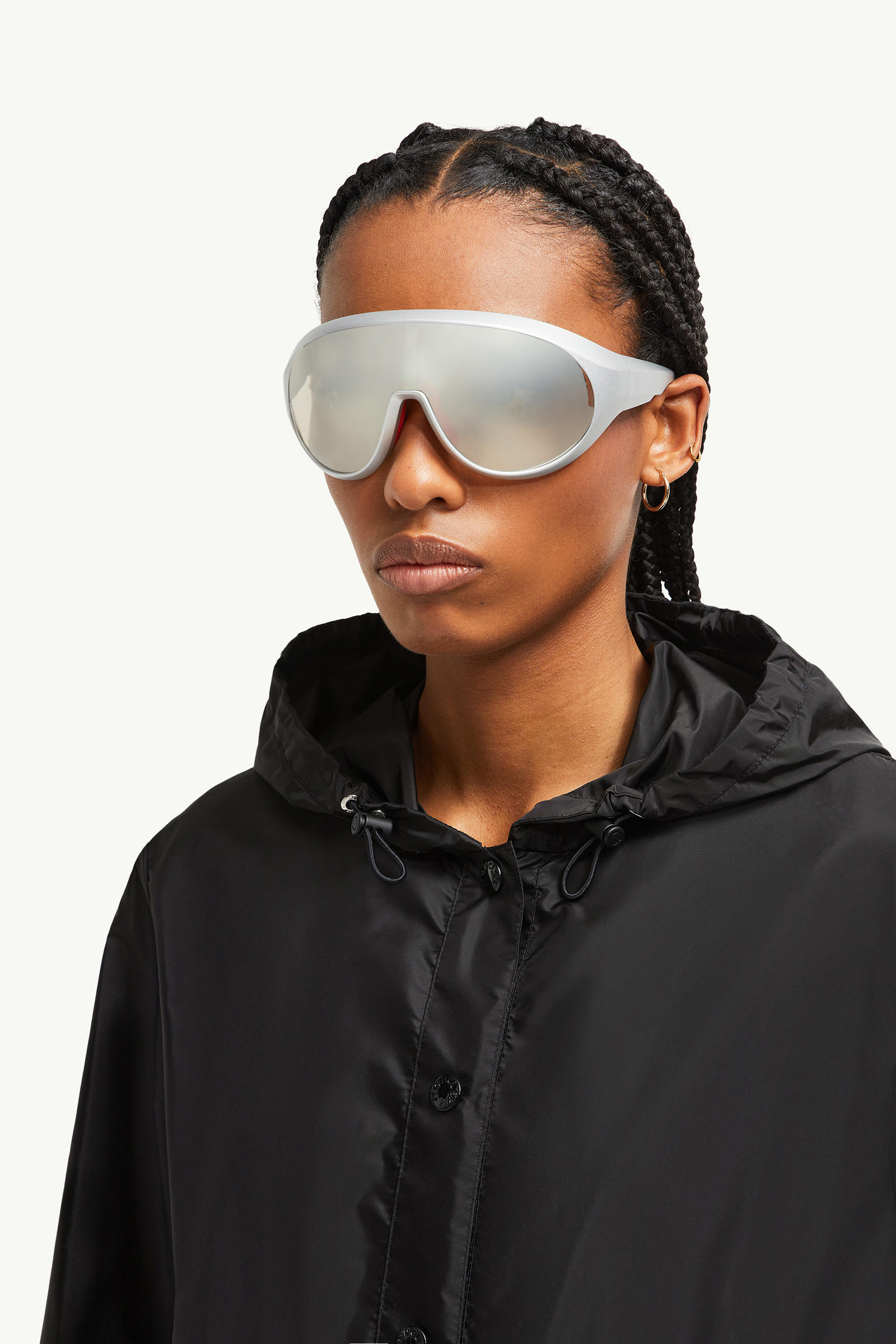 Contrast男女款椭圆形太阳镜 哑光银色 Moncler 1