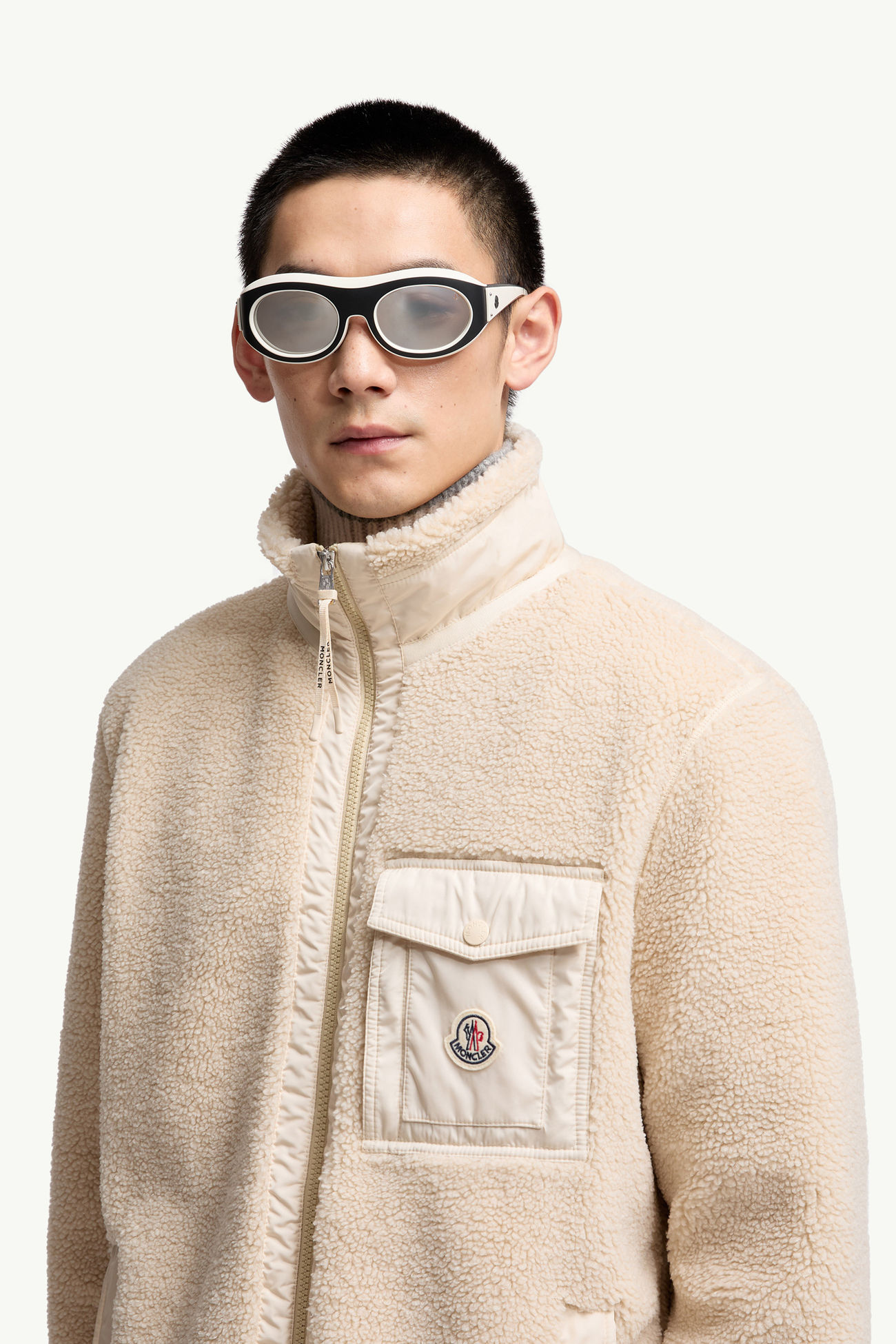 Ramillon橢圓形太陽眼鏡 中性 黑色和白色 Moncler 1