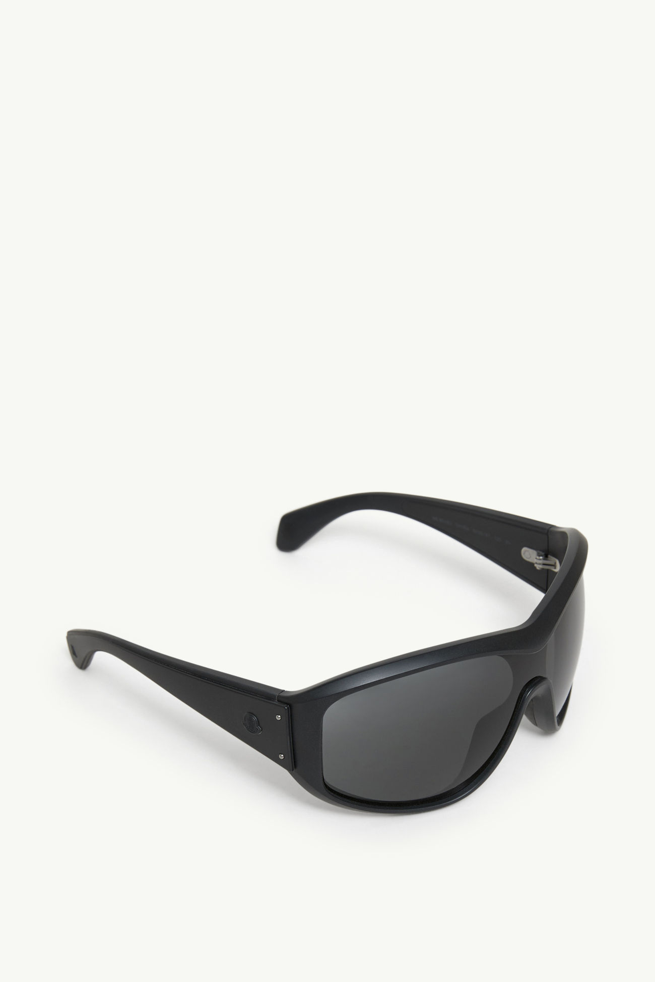 Thyra ovale Sonnenbrille Genderneutral Mattschwarz Moncler 4