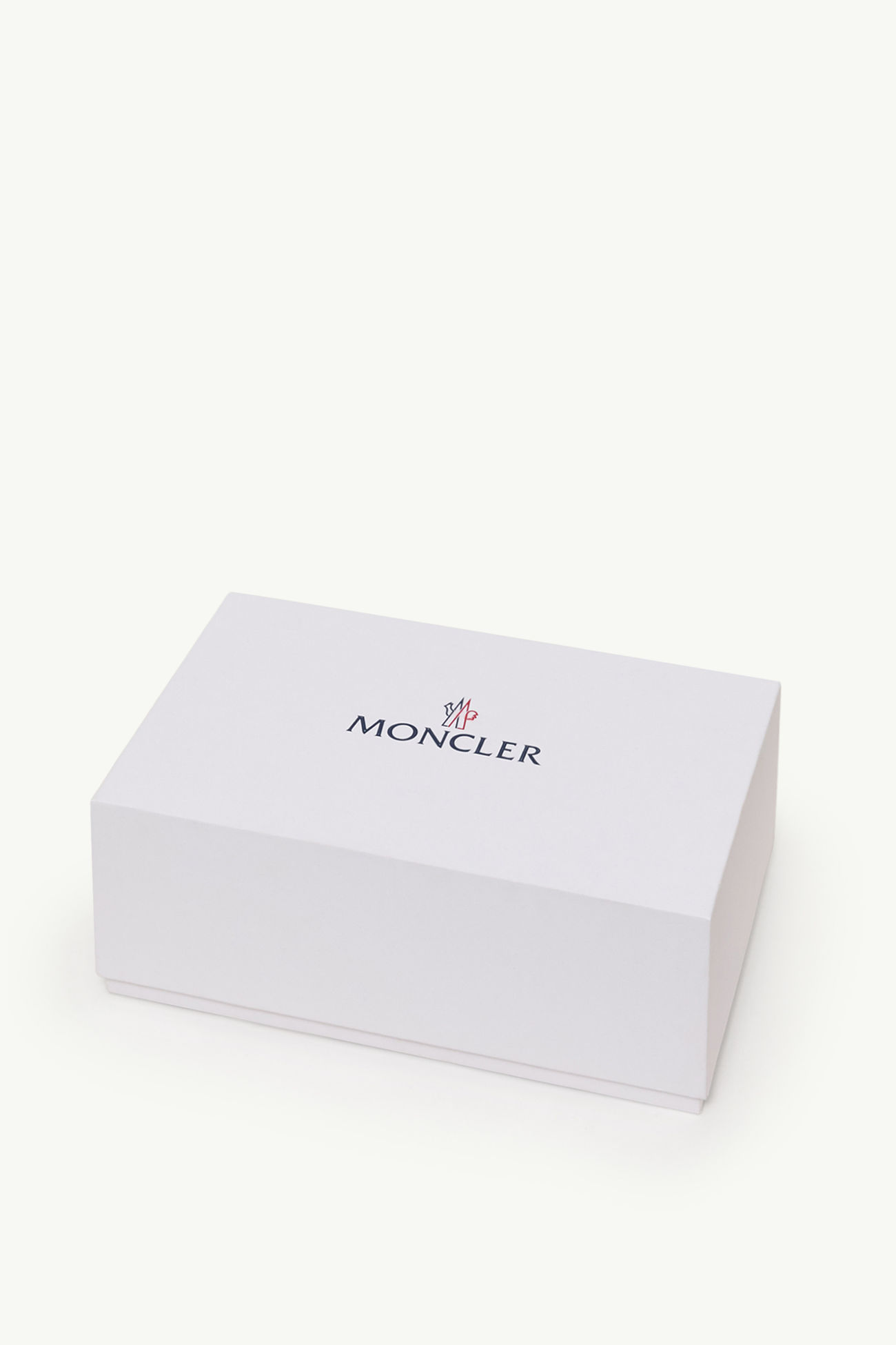 Thyra男女款椭圆形太阳镜 中性 亚光黑 Moncler 6