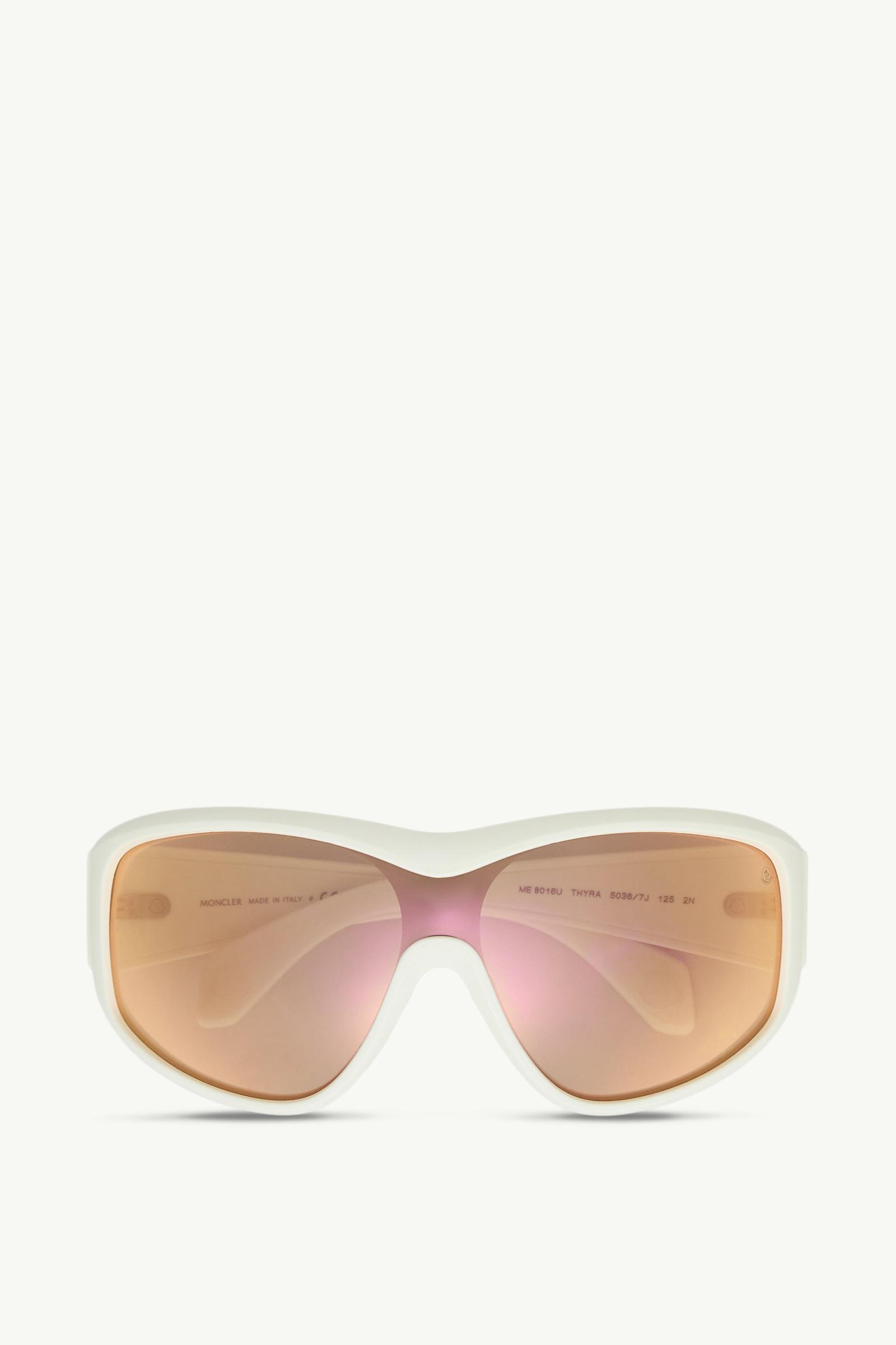 Thyra Oval Sunglasses_findInBoutique_image