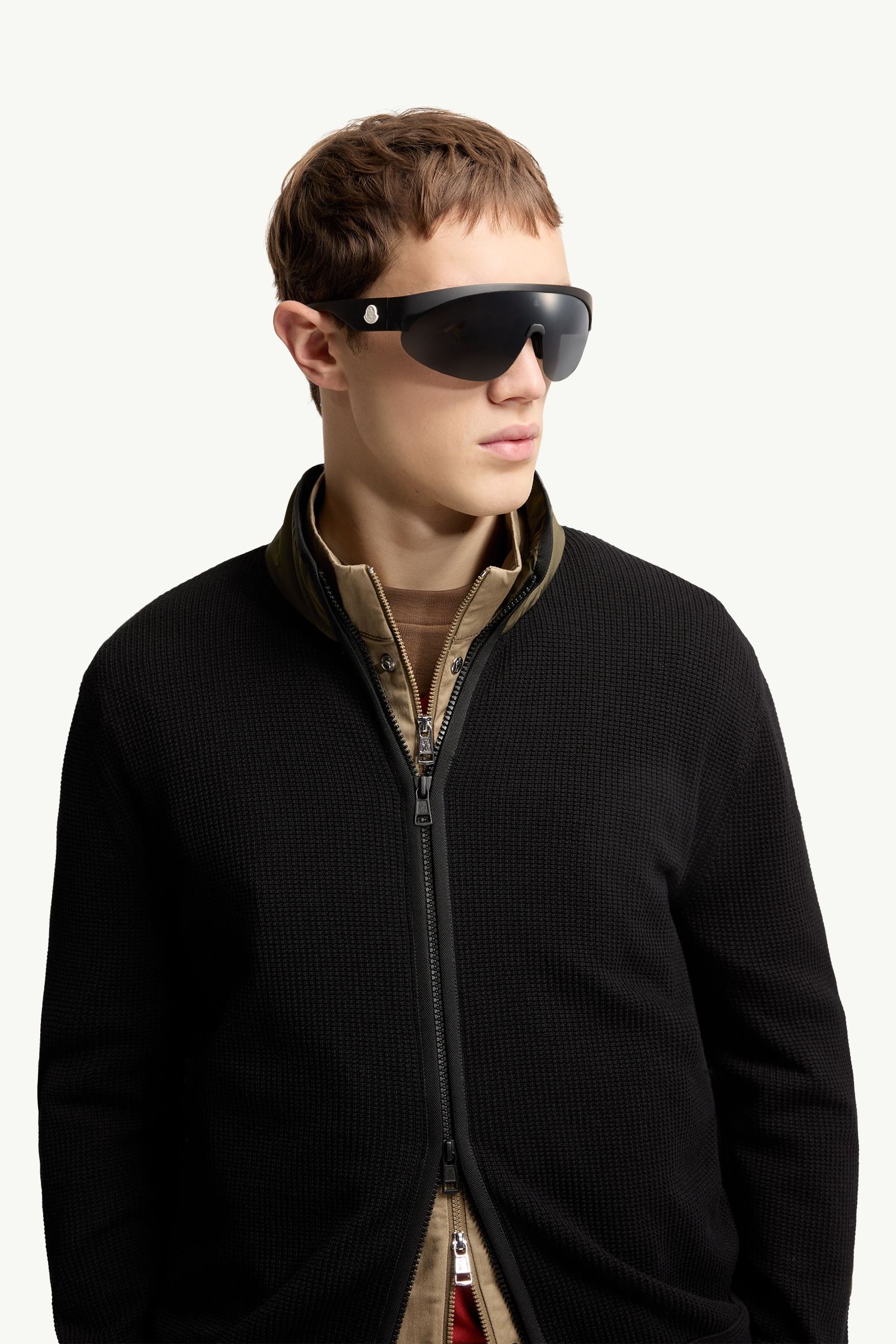 Matte Black Myrr Oval Sunglasses - Sunglasses for Men | Moncler US