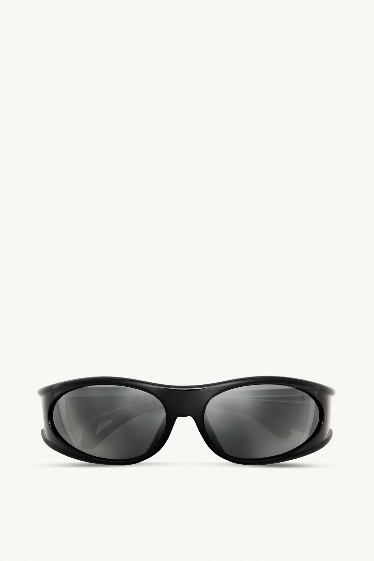 Traill Oval Sunglasses Gender Neutral Black Moncler 0