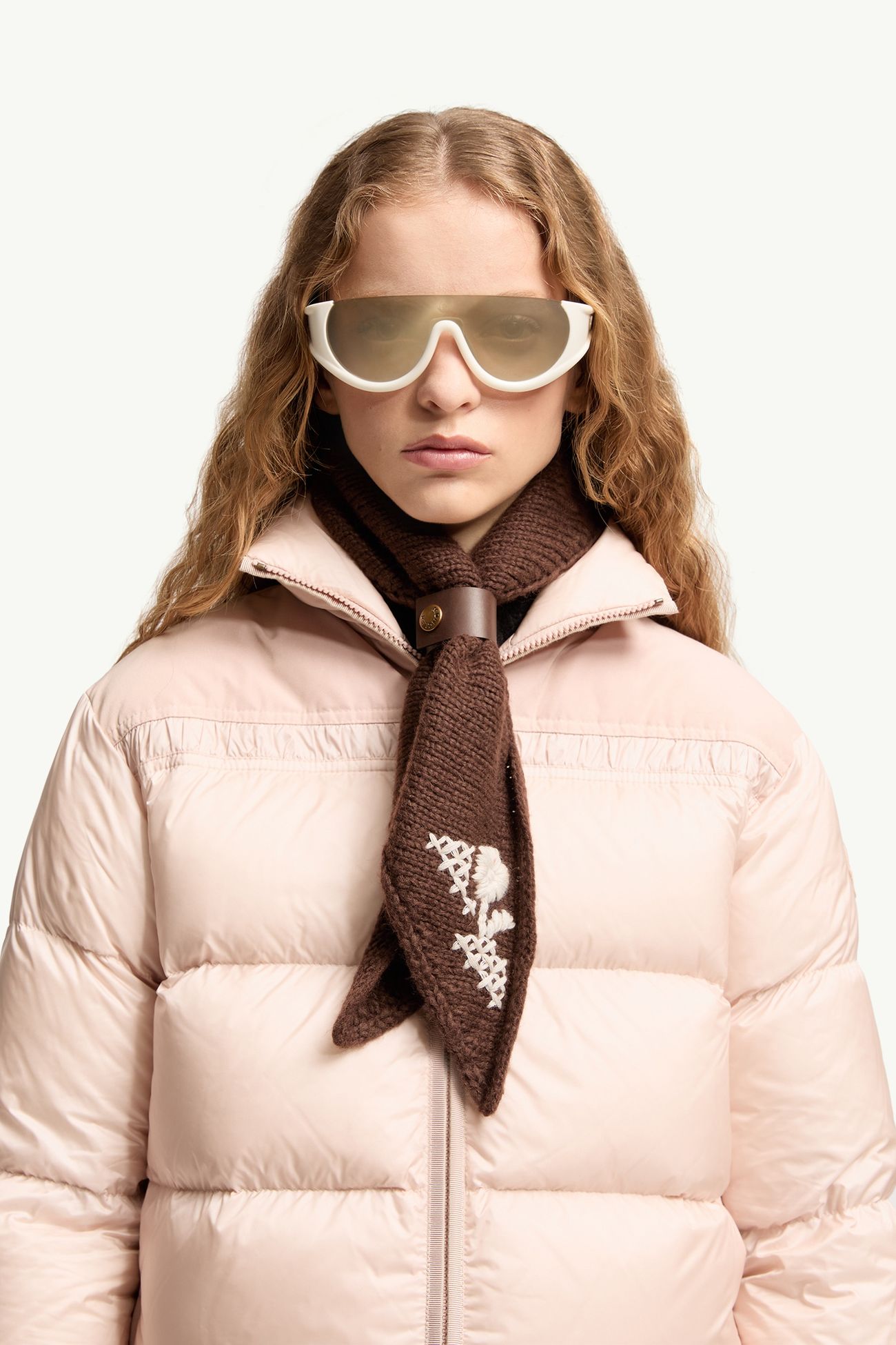 Pulser男女款包裹式太阳镜 中性 象牙白 Moncler 1