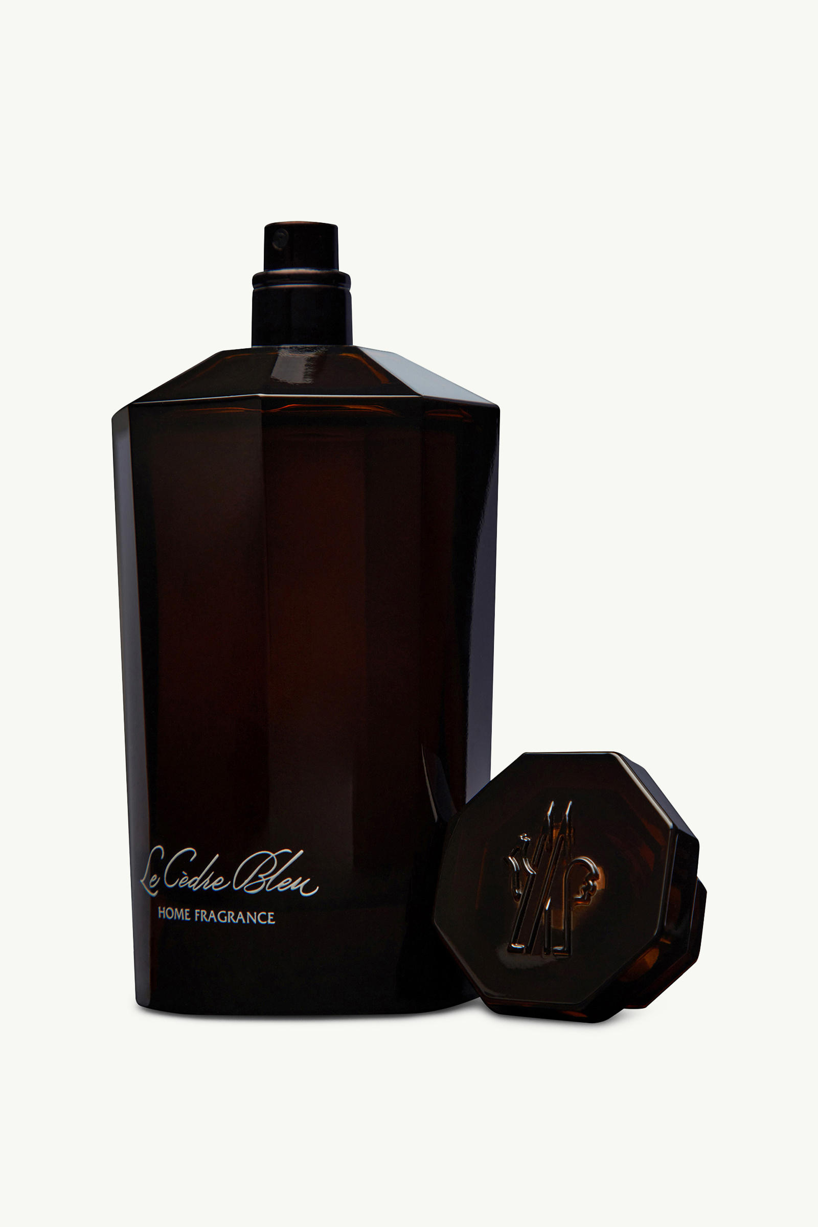Le Cedre Bleu Home Fragrance 5 Oz. Gender Neutral Black Moncler 4