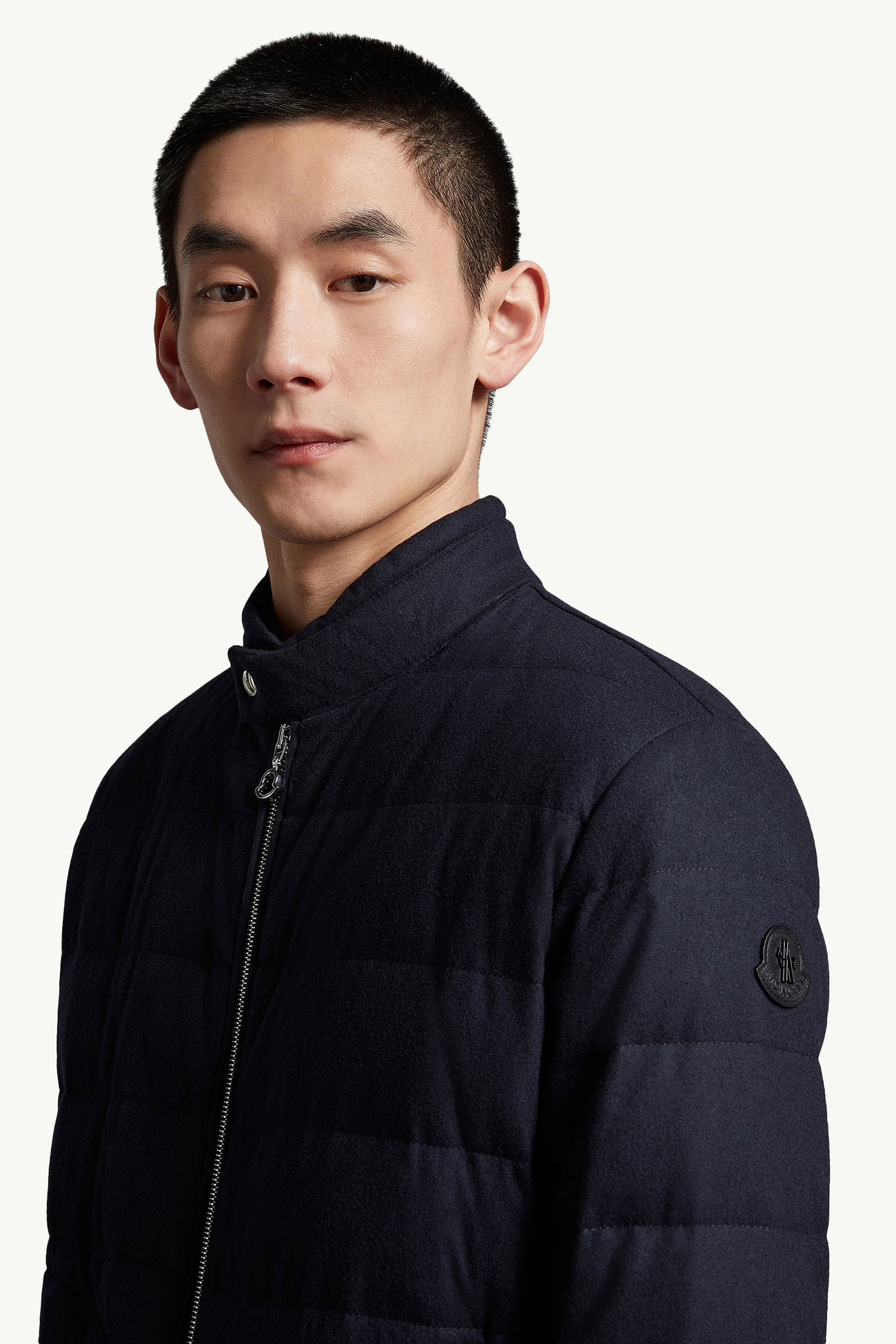 Acorusショートダウンジャケット メンズ ブルー Moncler 1