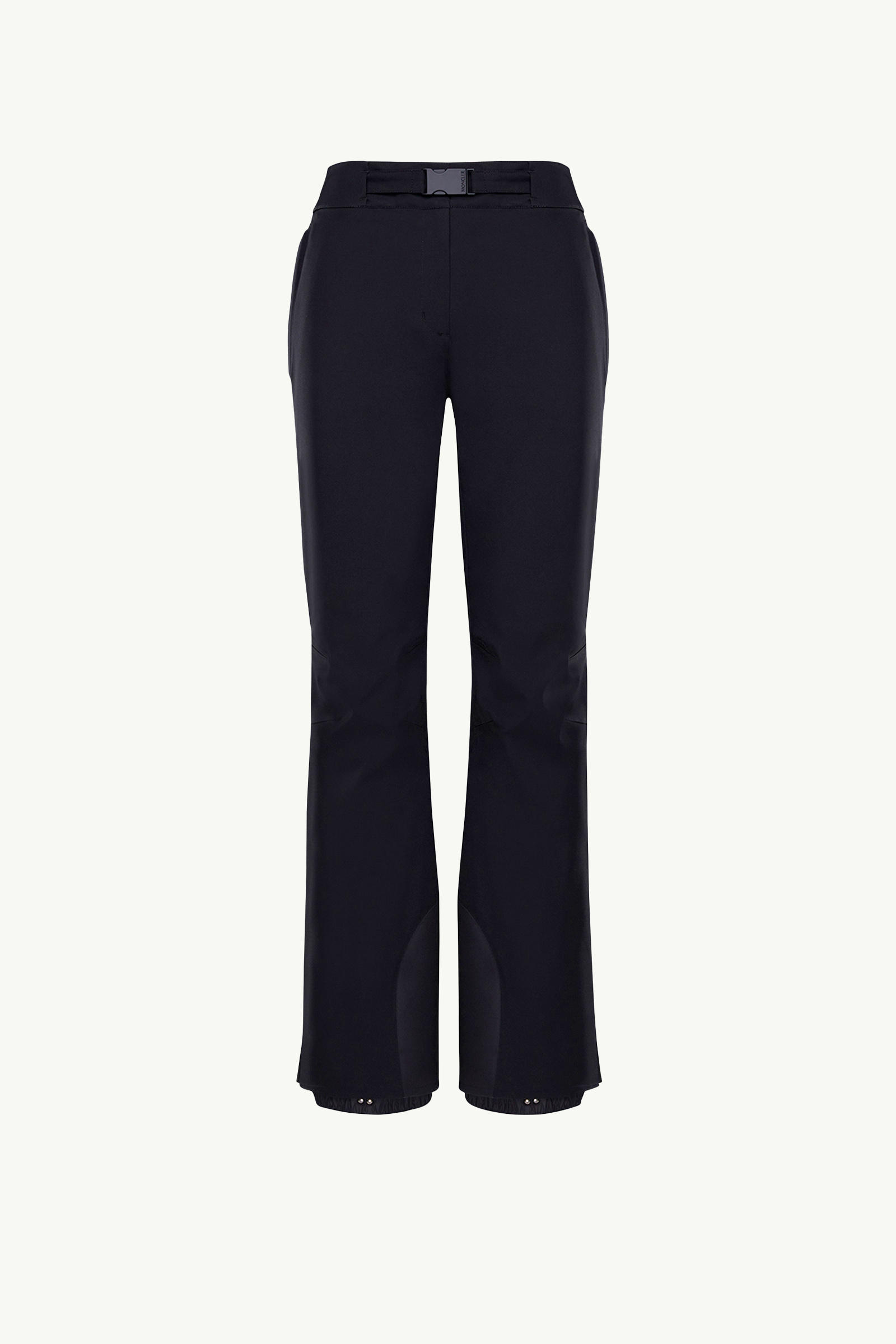 https://moncler-cdn.thron.com/api/v1/content-delivery/shares/dpx6uv/contents/I20982A6074053066999_F/image/I20982A6074053066999_F