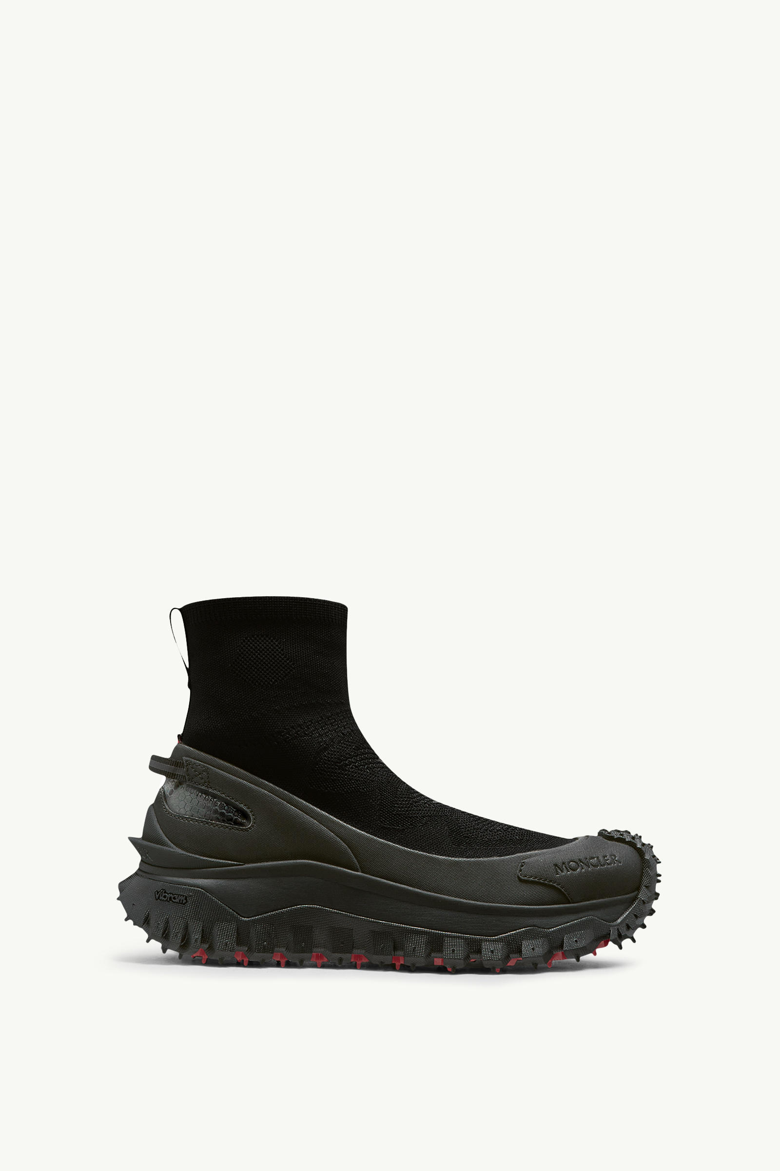 https://moncler-cdn.thron.com/api/v1/content-delivery/shares/dpx6uv/contents/J109B4M00060M3809999_F/image/J109B4M00060M3809999_F