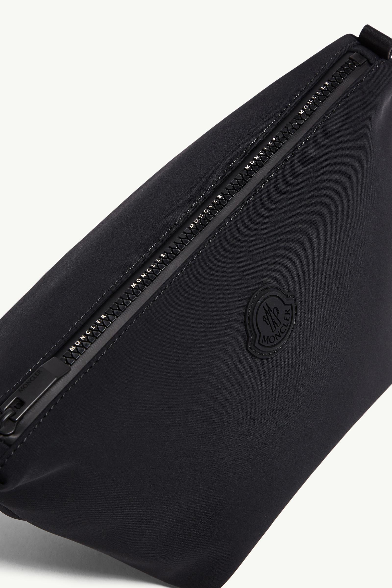 ☆送料関税込☆MONCLER Prysm クロスボディ ショルダーバッグ☆ ブラック Prysmクロスボディバッグ : バッグ&スモール