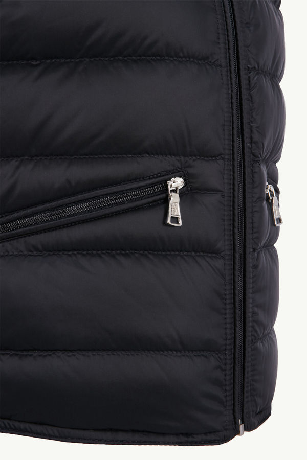 Gui Down gilet Boy Night Blue Moncler 2
