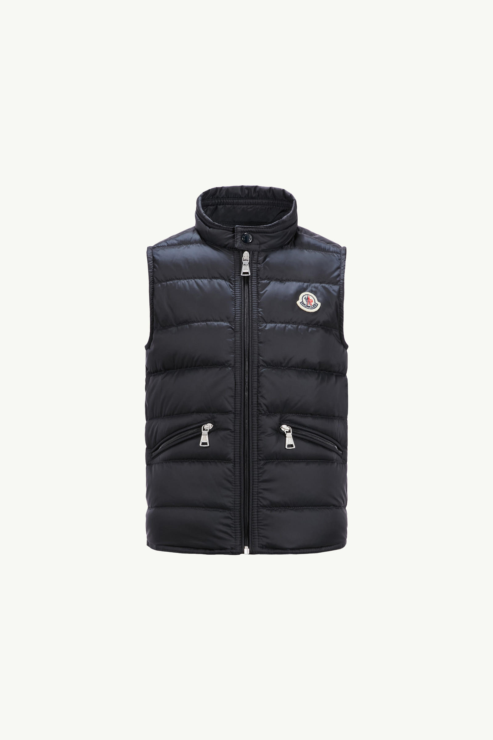 https://moncler-cdn.thron.com/api/v1/content-delivery/shares/dpx6uv/contents/J19541A00055595FE778_F/image/J19541A00055595FE778_F