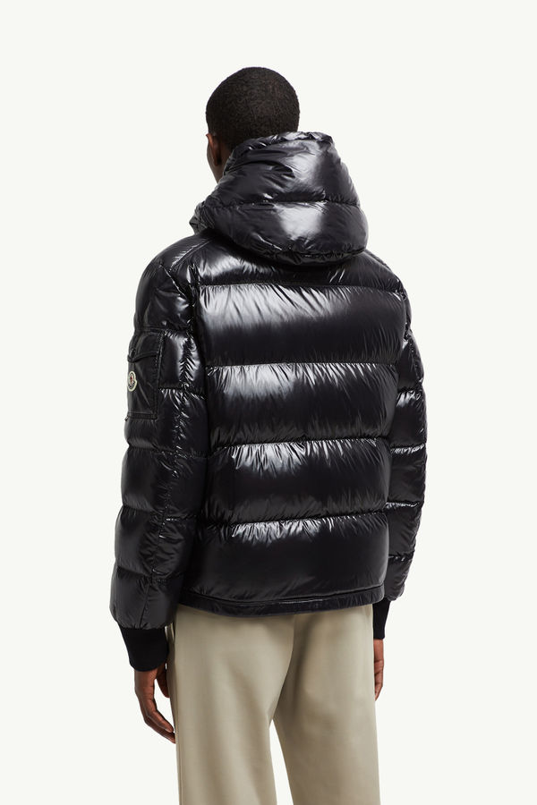 Maljasset Hooded Short Down Jacket Men Black Moncler 4