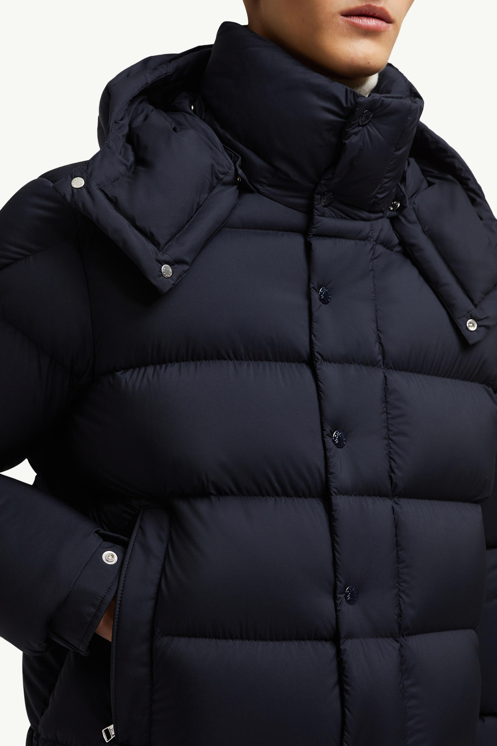 Vezere Hooded Short Down Jacket Men Night Blue Moncler 5